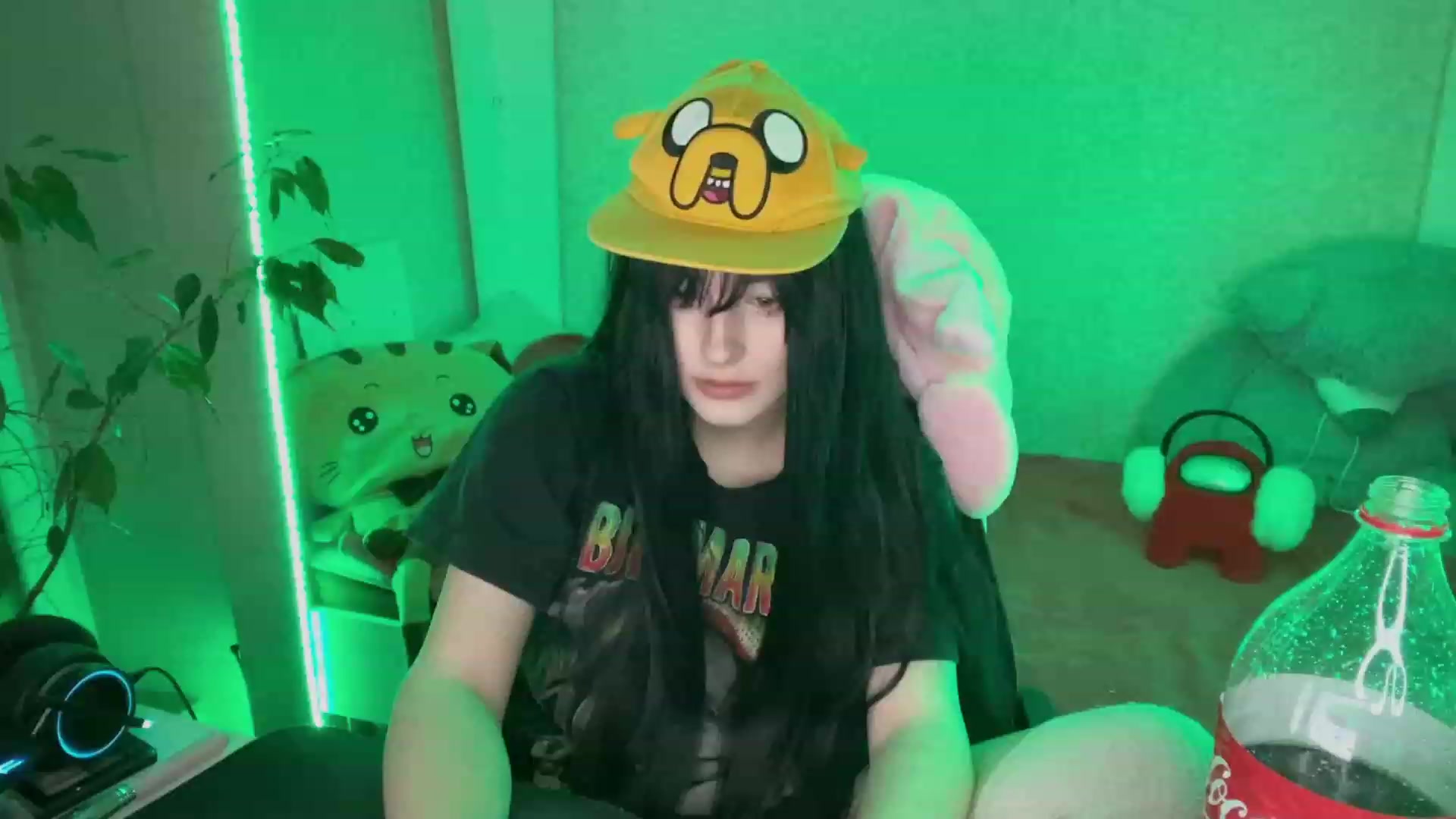 Gallery image thumbnail from Licorice_Alia's myfreecams stream on, 02/23/2023, 02:28 image 6 of 20