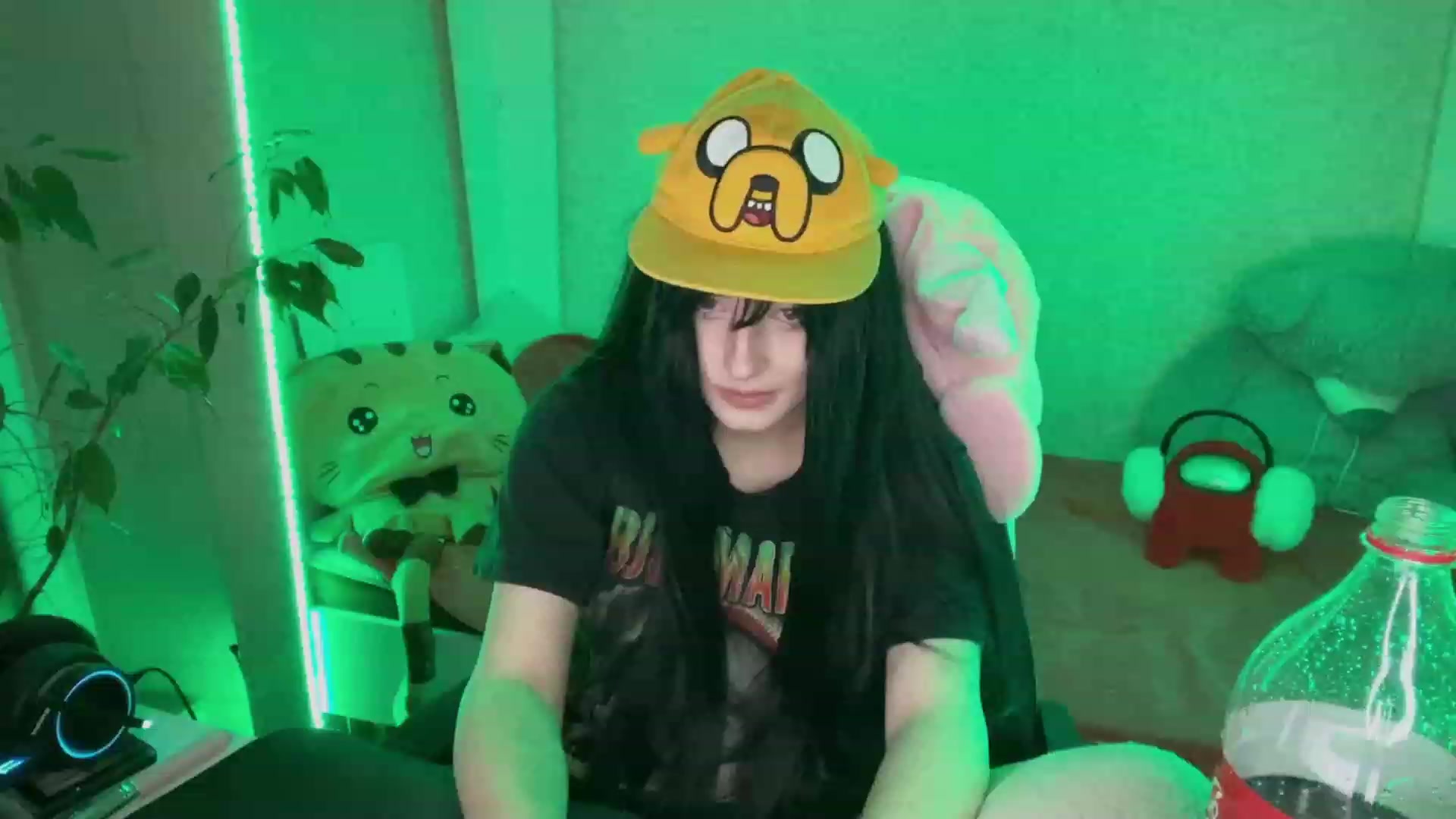 Gallery image thumbnail from Licorice_Alia's myfreecams stream on, 02/23/2023, 02:28 image 11 of 20