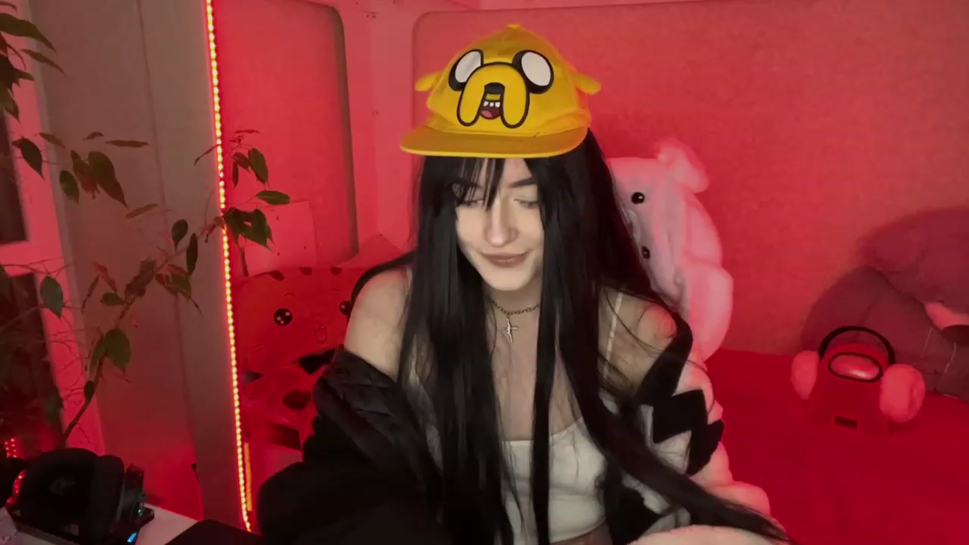 Gallery image thumbnail from Licorice_Alia's myfreecams stream on, 02/25/2023, 01:38 image 2 of 20