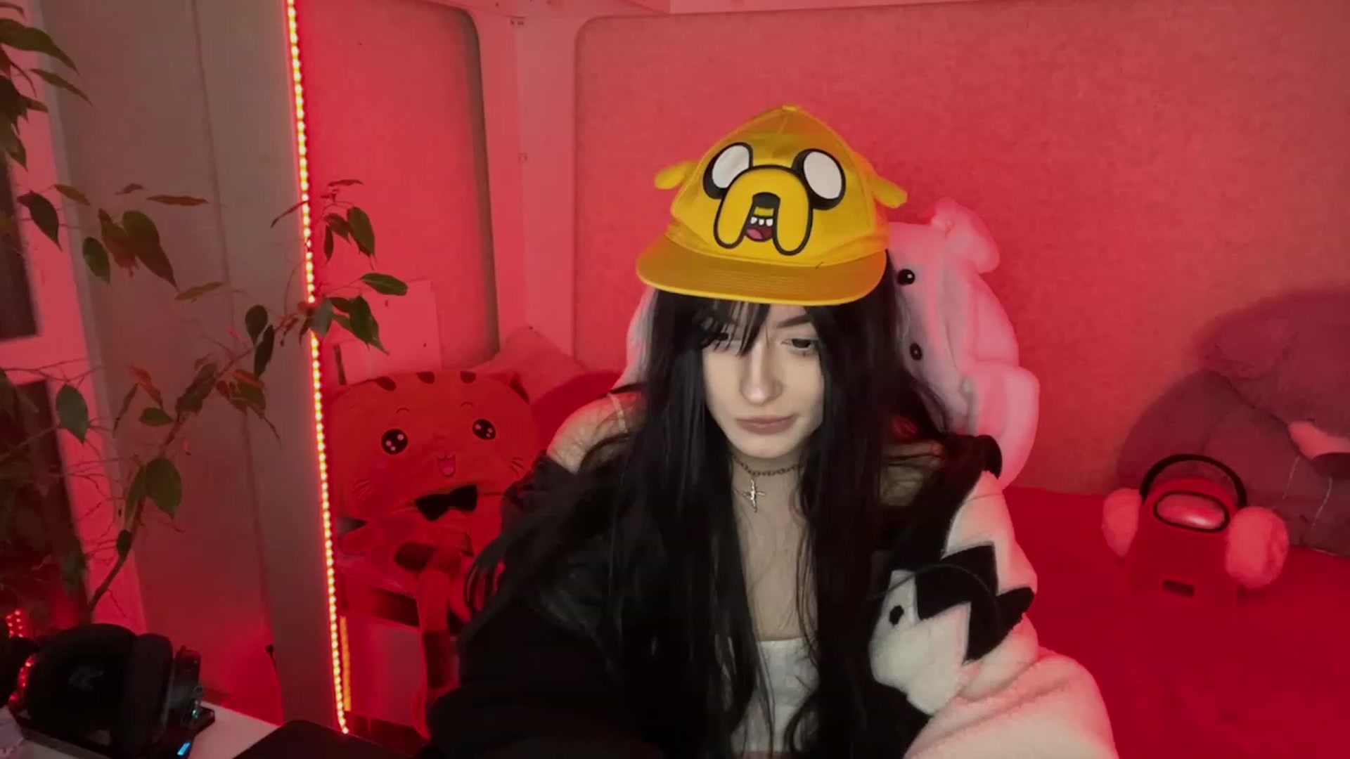 Gallery image thumbnail from Licorice_Alia's myfreecams stream on, 02/25/2023, 01:38 image 12 of 20