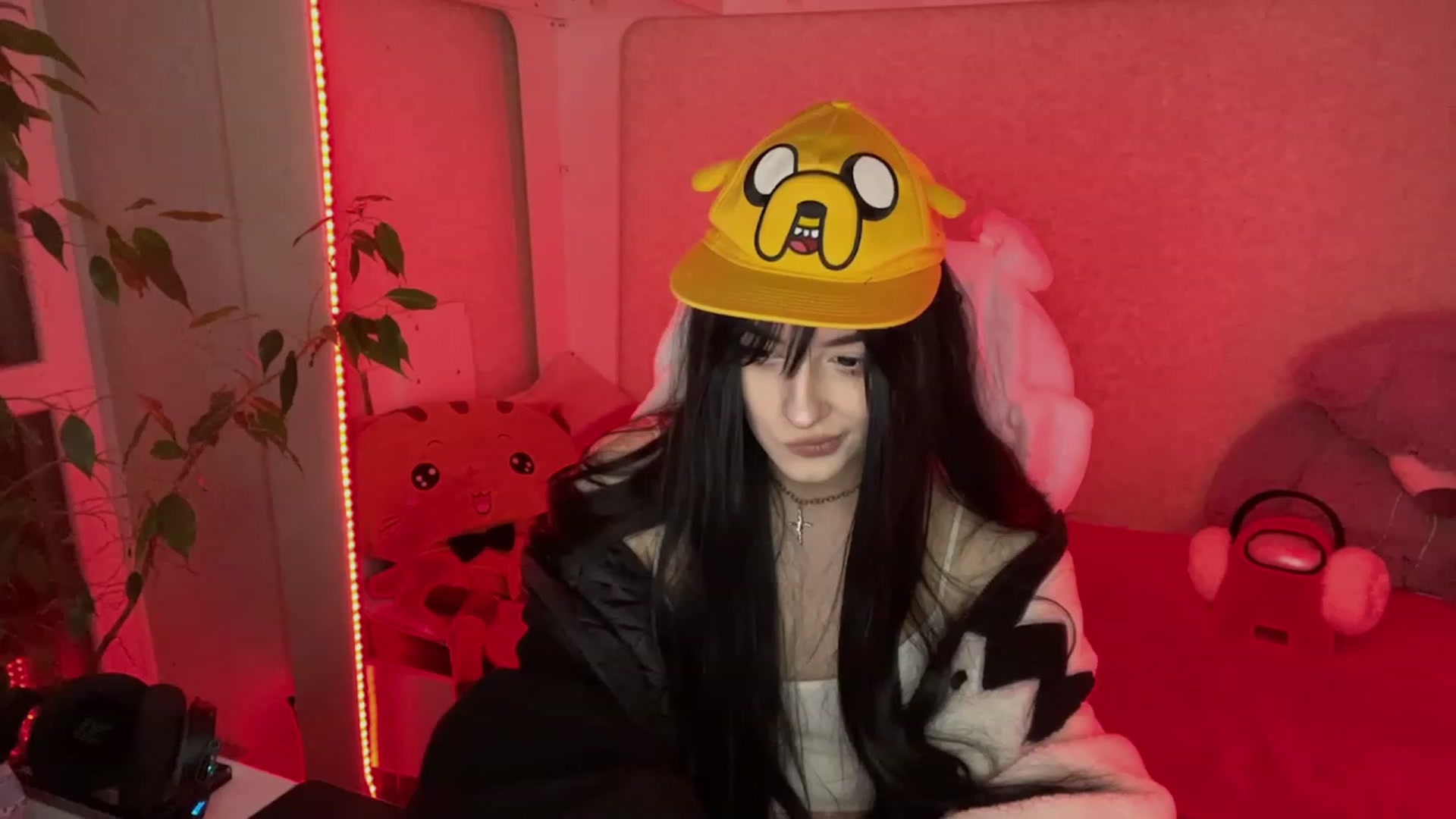 Gallery image thumbnail from Licorice_Alia's myfreecams stream on, 02/25/2023, 01:38 image 3 of 20