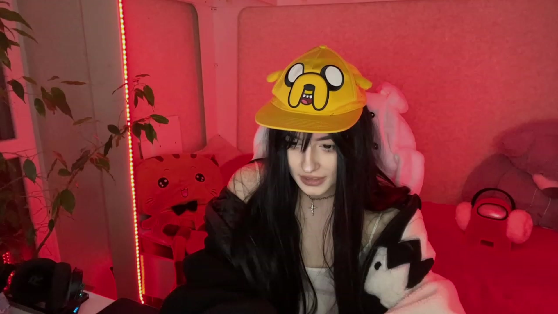 Gallery image thumbnail from Licorice_Alia's myfreecams stream on, 02/25/2023, 01:38 image 8 of 20