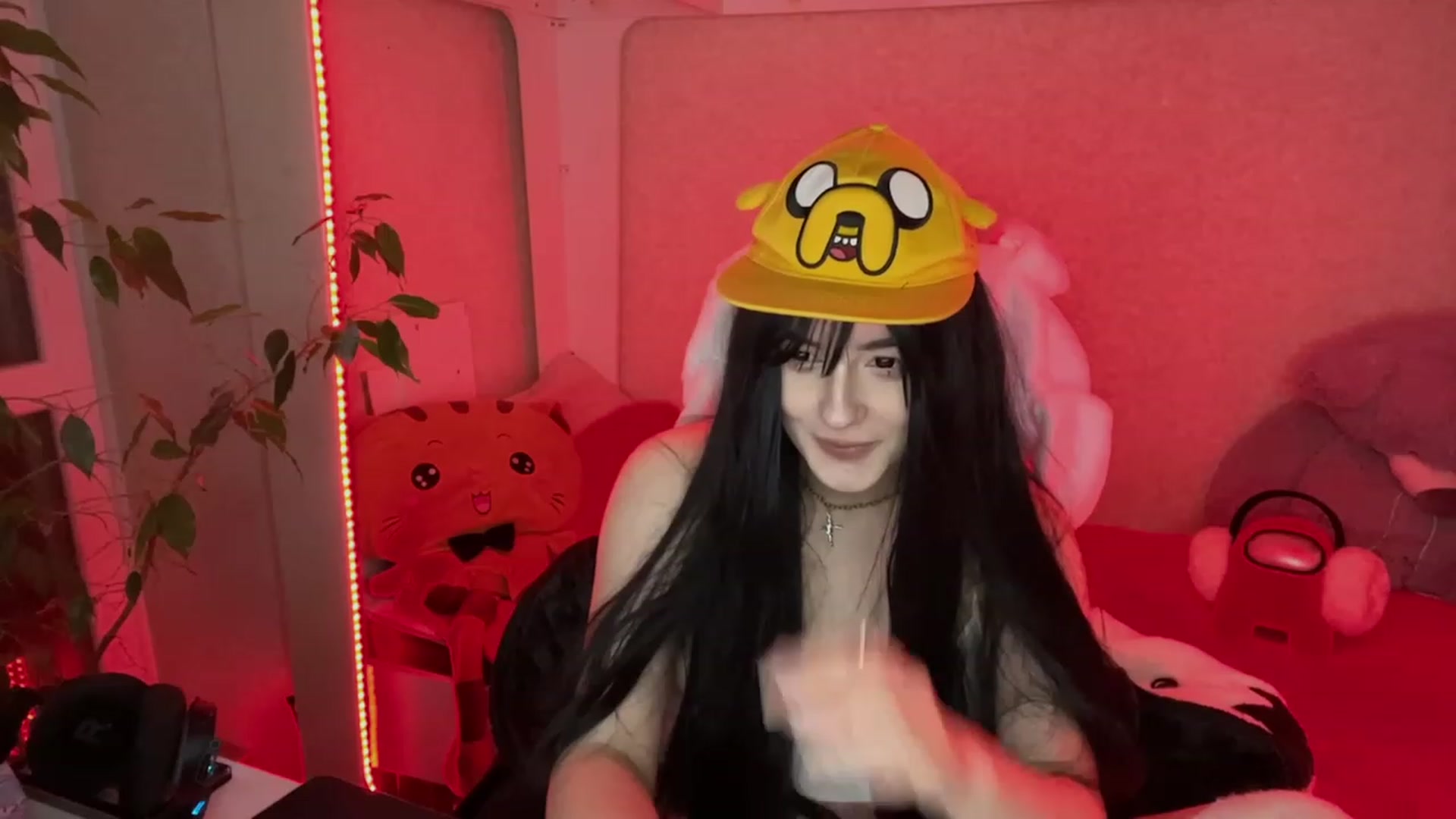 Gallery image thumbnail from Licorice_Alia's myfreecams stream on, 02/25/2023, 01:38 image 19 of 20