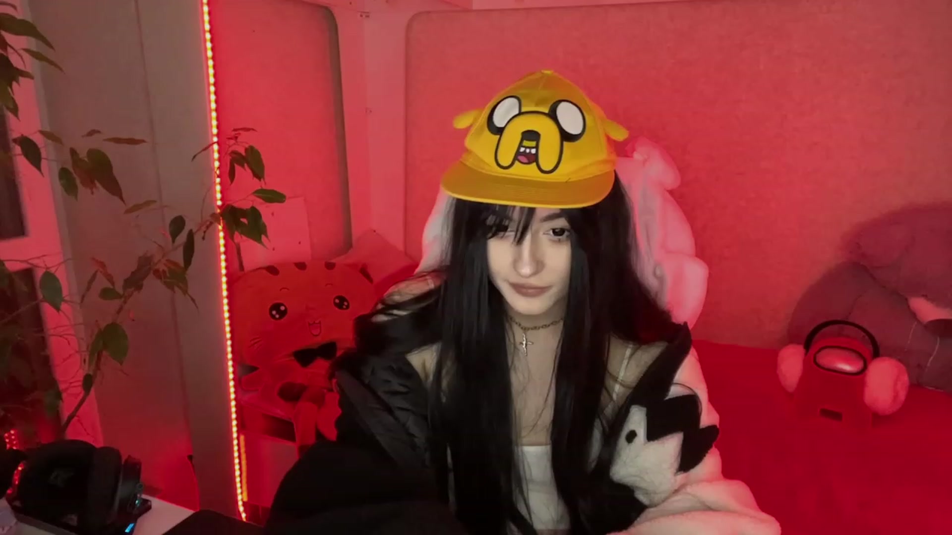 Gallery image thumbnail from Licorice_Alia's myfreecams stream on, 02/25/2023, 01:38 image 5 of 20