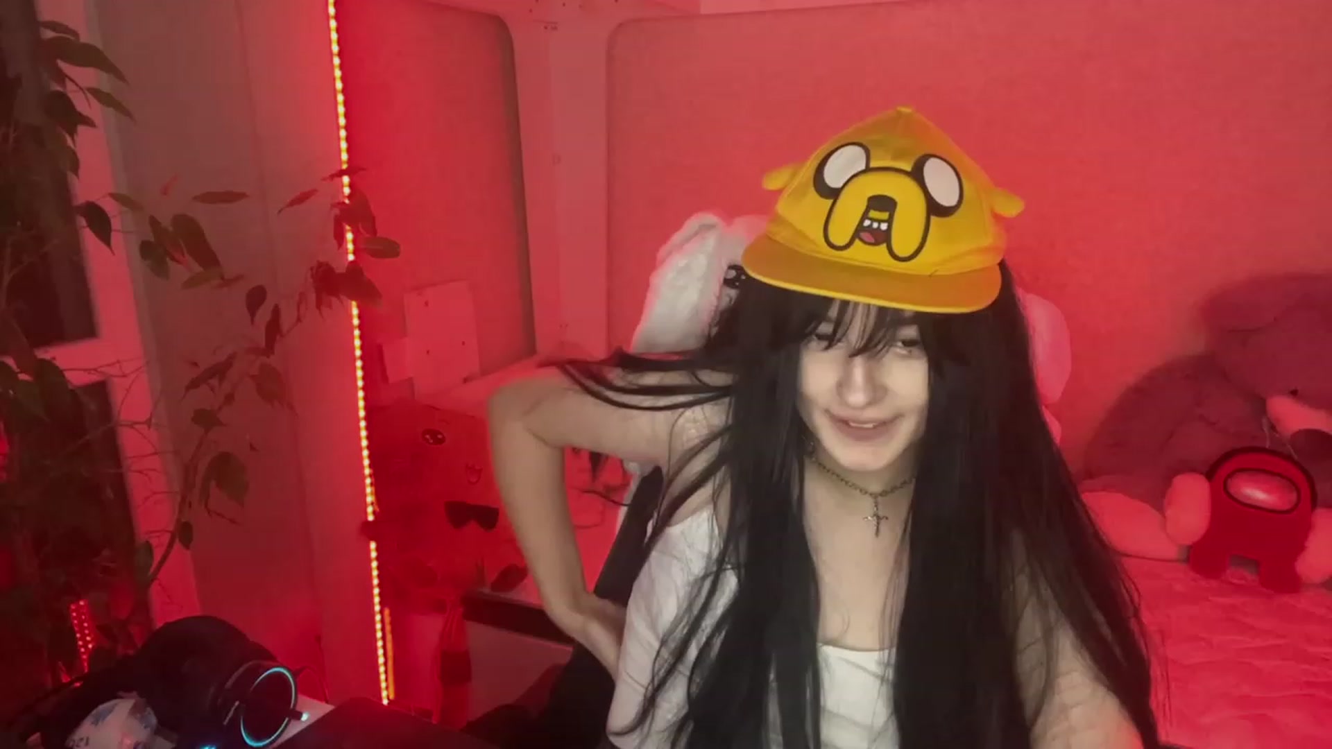 Gallery image thumbnail from Licorice_Alia's myfreecams stream on, 02/26/2023, 22:12 image 3 of 20