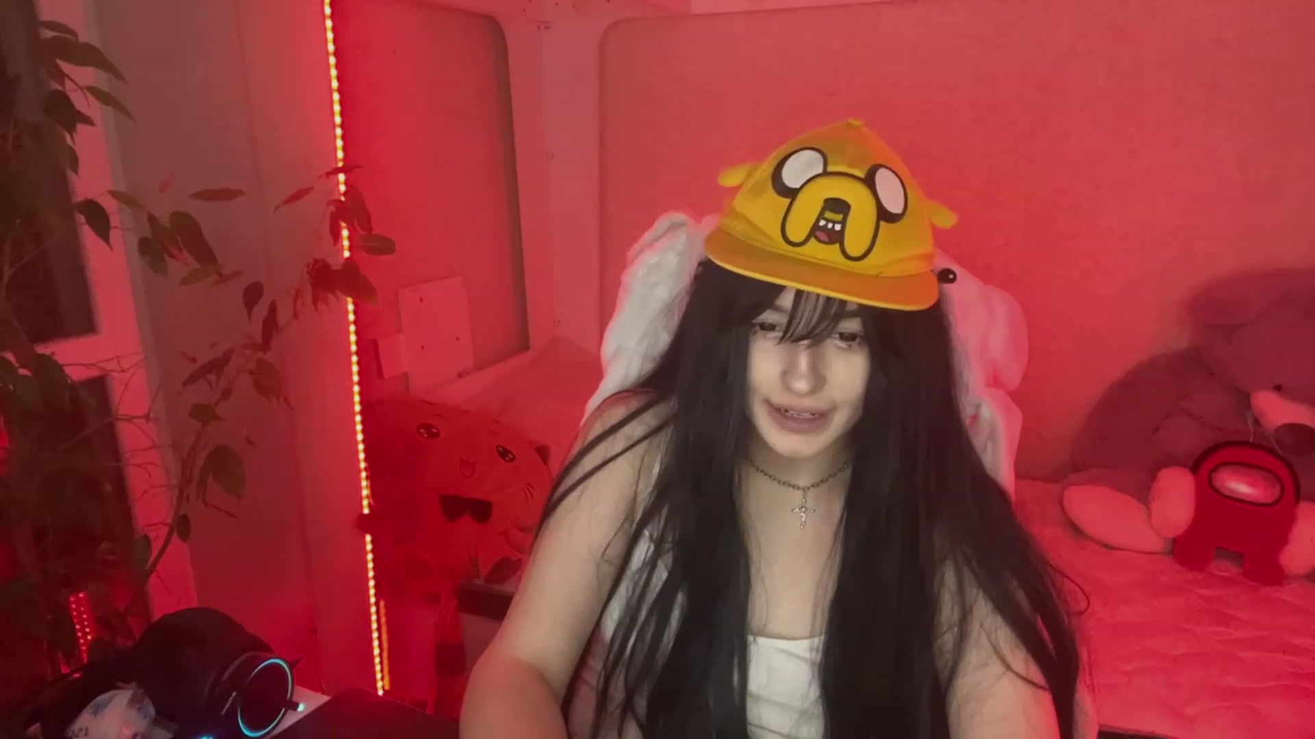 Gallery image thumbnail from Licorice_Alia's myfreecams stream on, 02/26/2023, 22:12 image 13 of 20