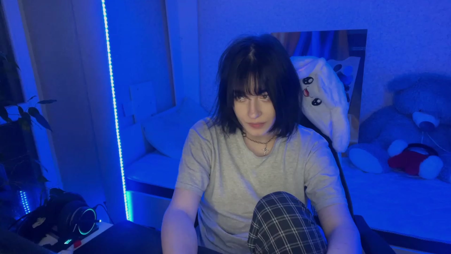 Gallery image thumbnail from Licorice_Alia's myfreecams stream on, 03/02/2023, 01:54 image 15 of 20