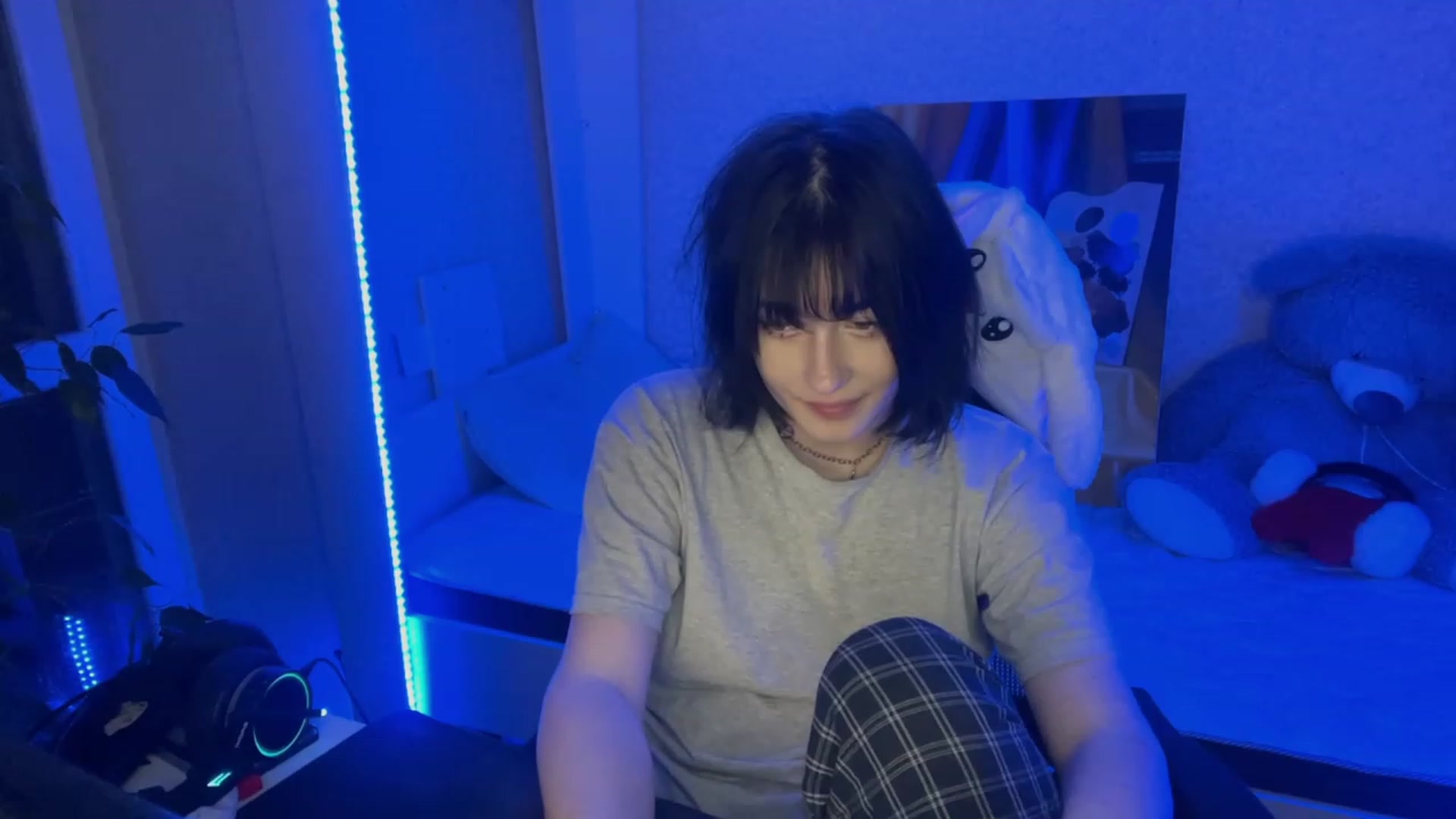 Gallery image thumbnail from Licorice_Alia's myfreecams stream on, 03/02/2023, 01:54 image 12 of 20