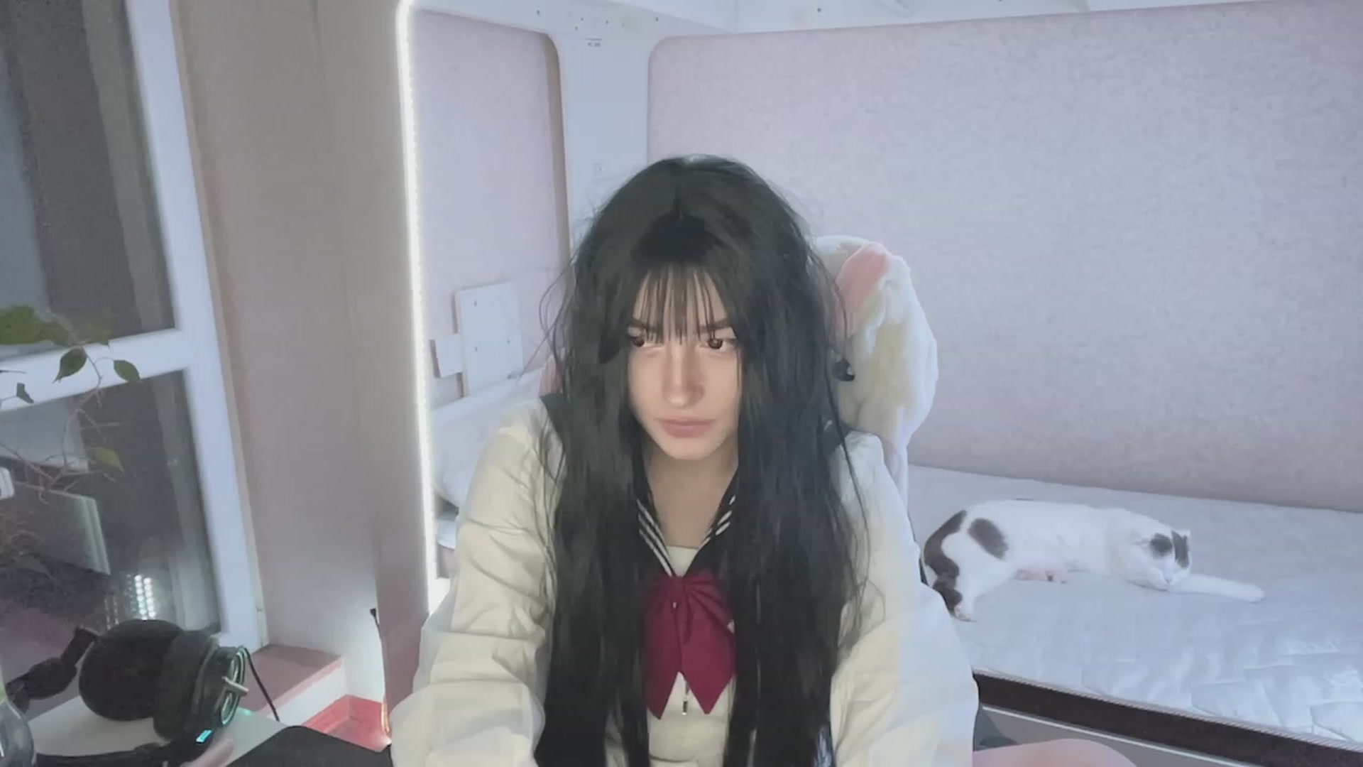 Gallery image thumbnail from Licorice_Alia's myfreecams stream on, 03/14/2023, 24:35 image 8 of 20