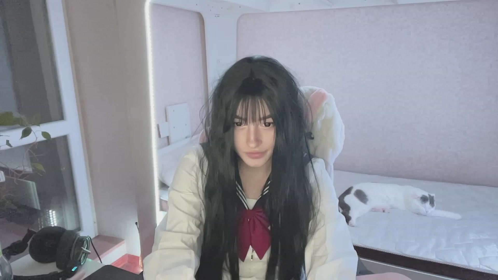 Gallery image thumbnail from Licorice_Alia's myfreecams stream on, 03/14/2023, 24:35 image 11 of 20