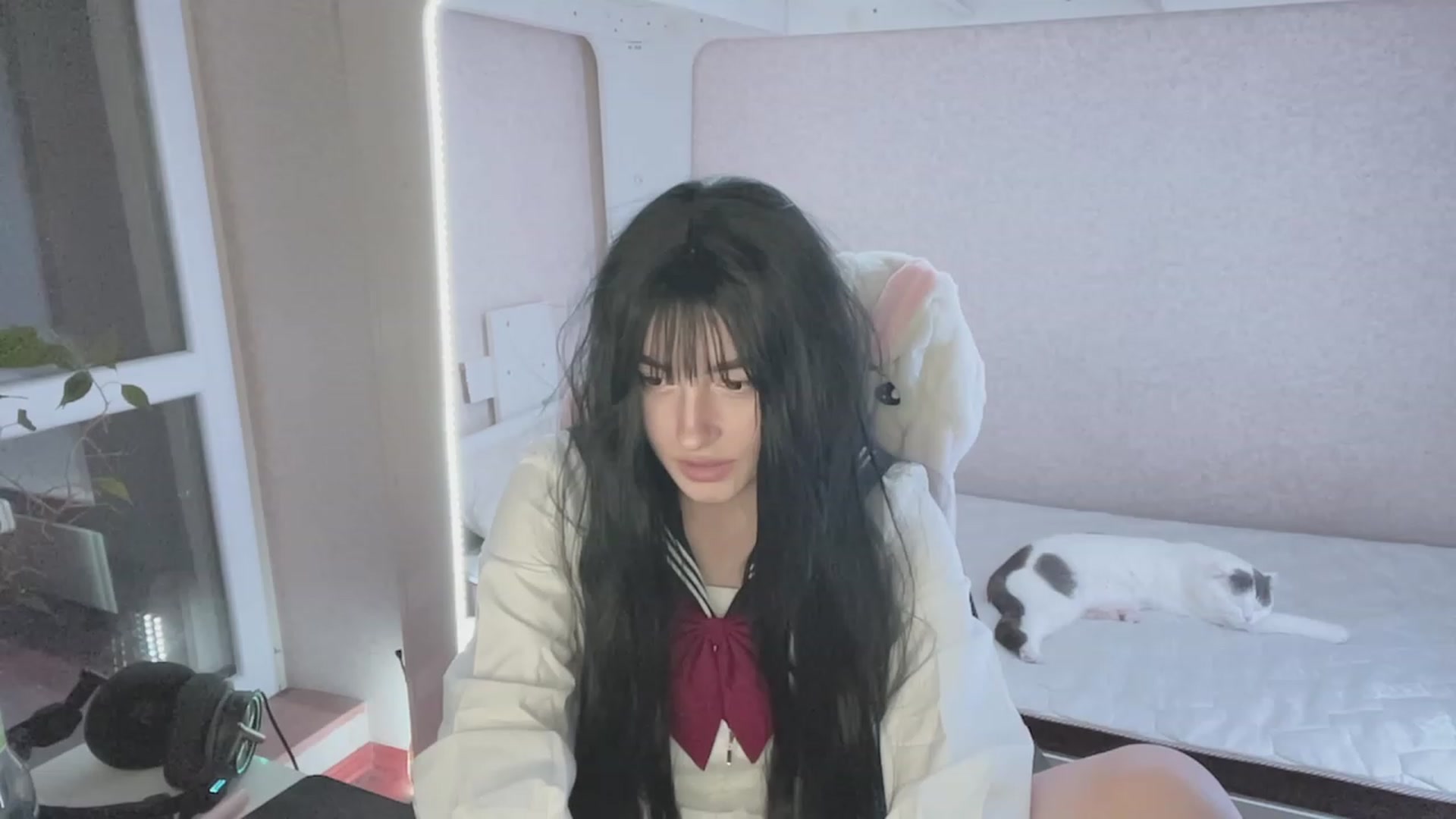 Gallery image thumbnail from Licorice_Alia's myfreecams stream on, 03/14/2023, 24:35 image 14 of 20