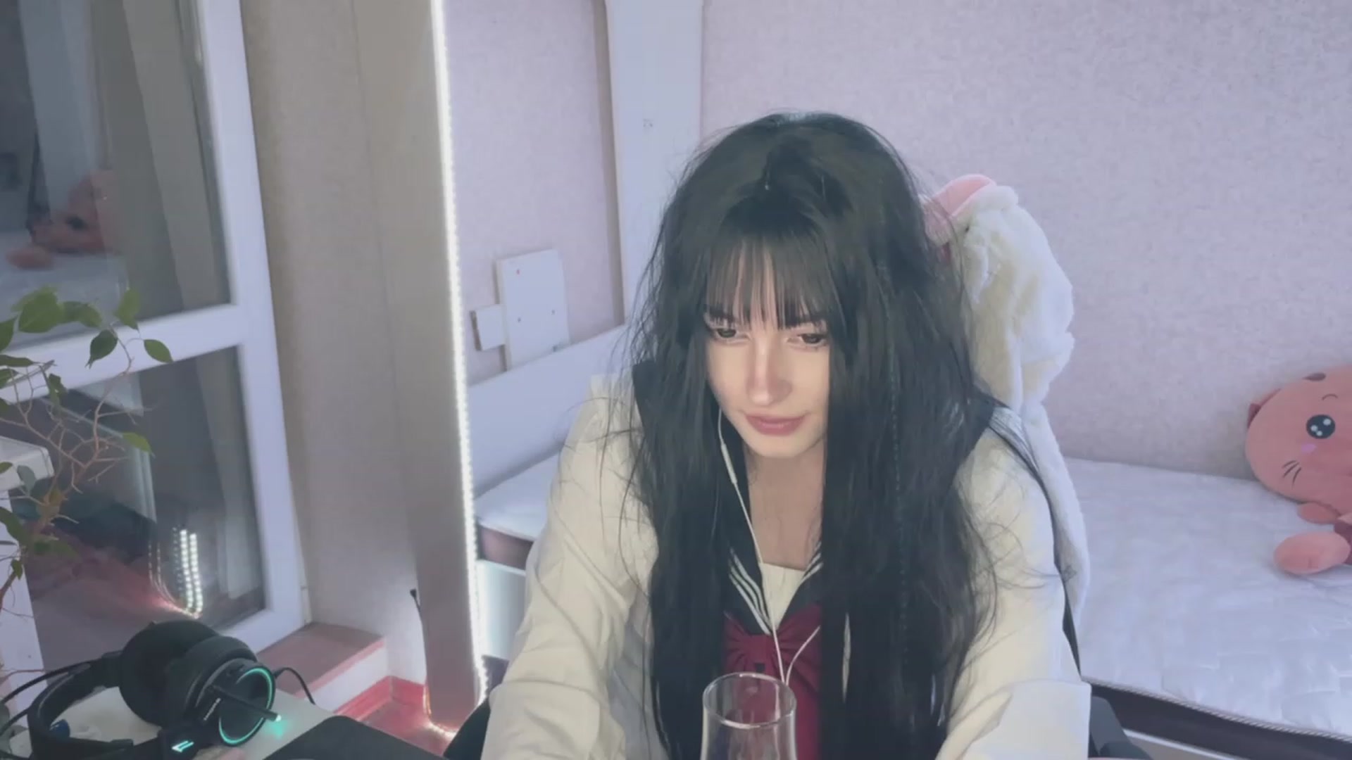 Gallery image thumbnail from Licorice_Alia's myfreecams stream on, 03/15/2023, 23:45 image 7 of 20