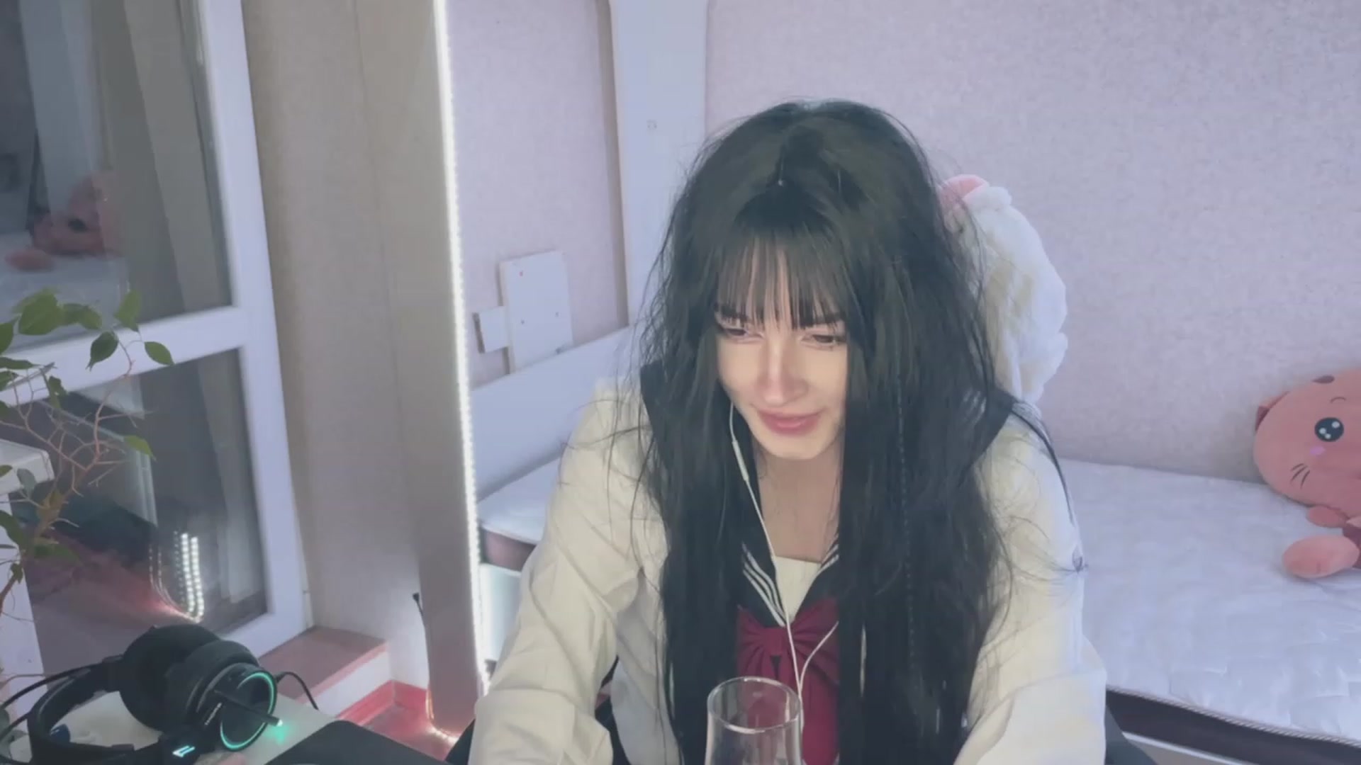 Gallery image thumbnail from Licorice_Alia's myfreecams stream on, 03/15/2023, 23:45 image 2 of 20