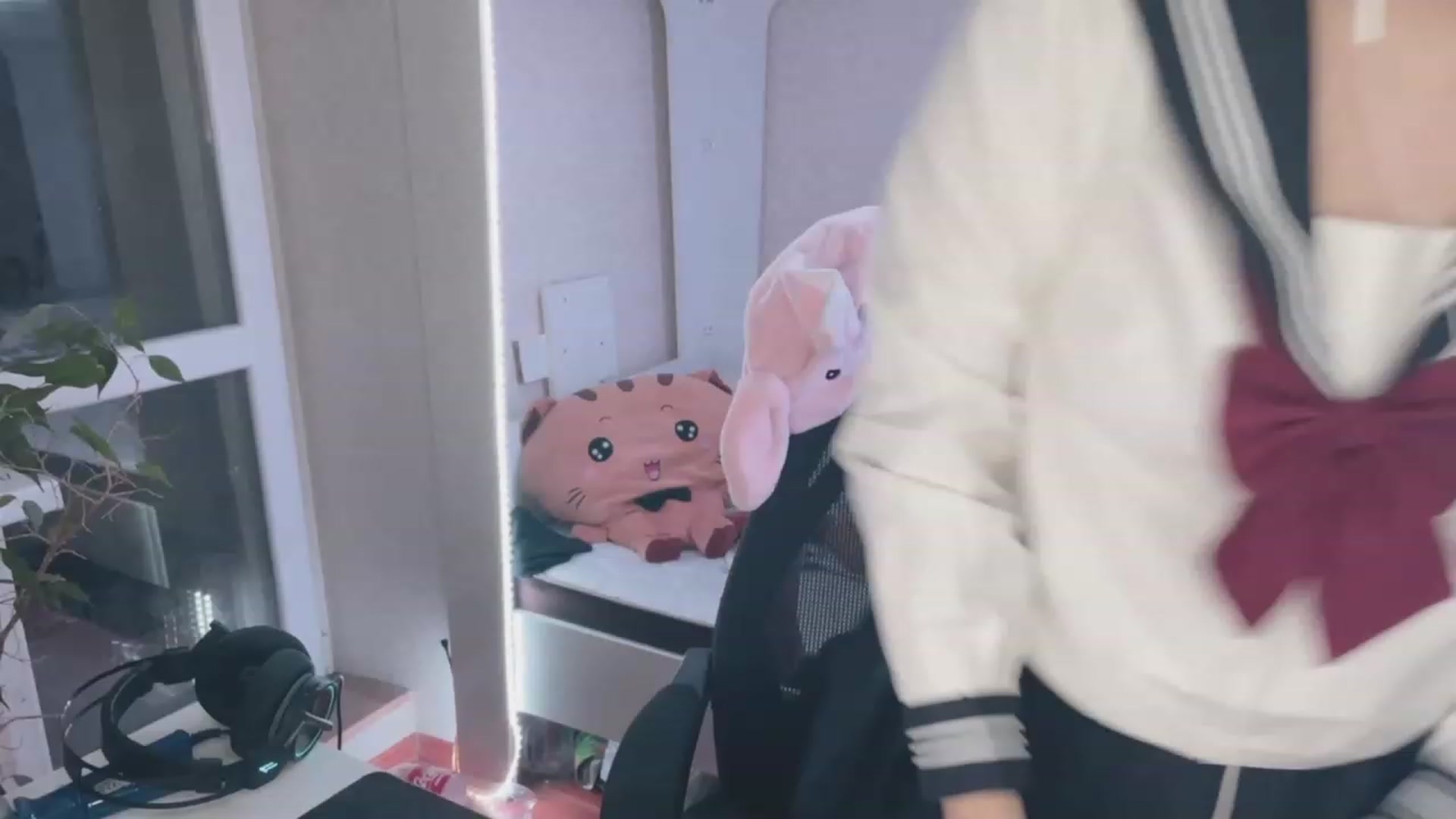 Gallery image thumbnail from Licorice_Alia's myfreecams stream on, 03/22/2023, 01:39 image 11 of 20