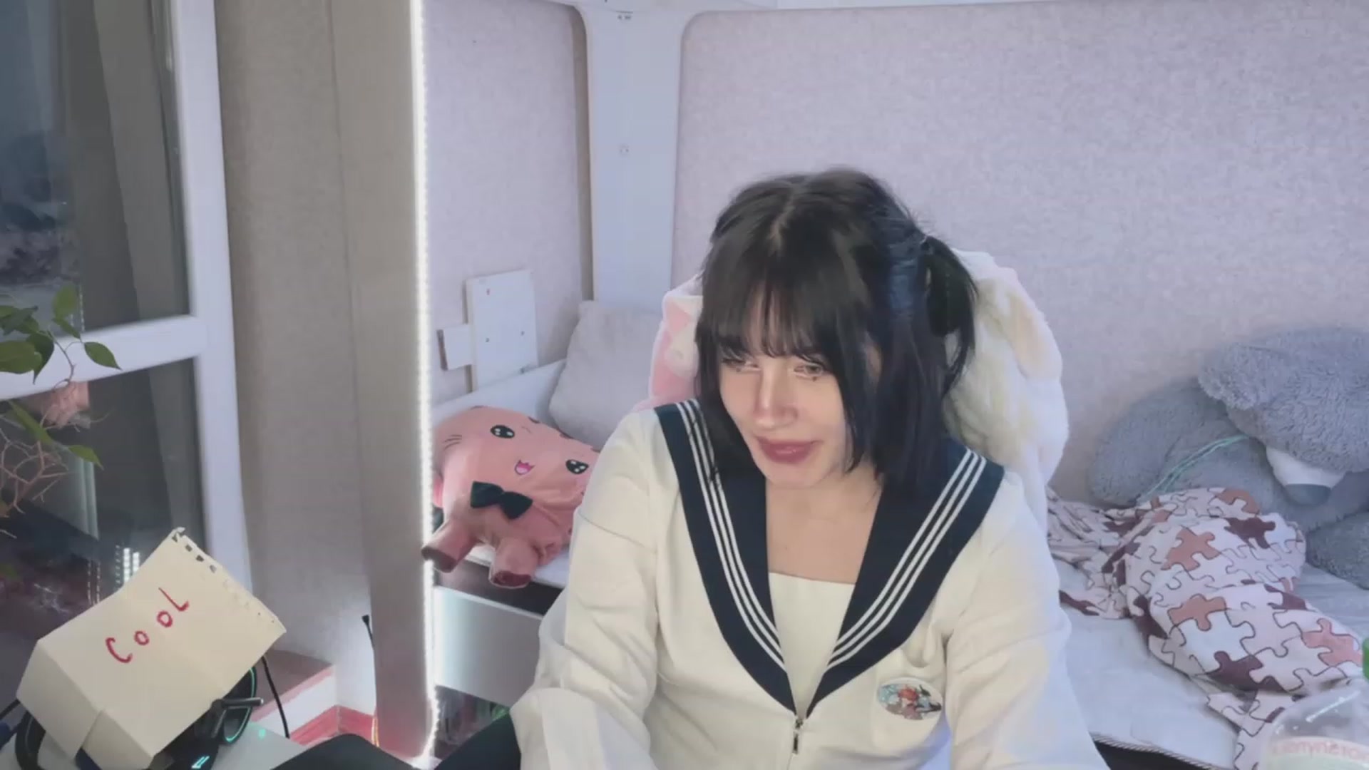 Gallery image thumbnail from Licorice_Alia's myfreecams stream on, 03/24/2023, 02:01 image 11 of 20