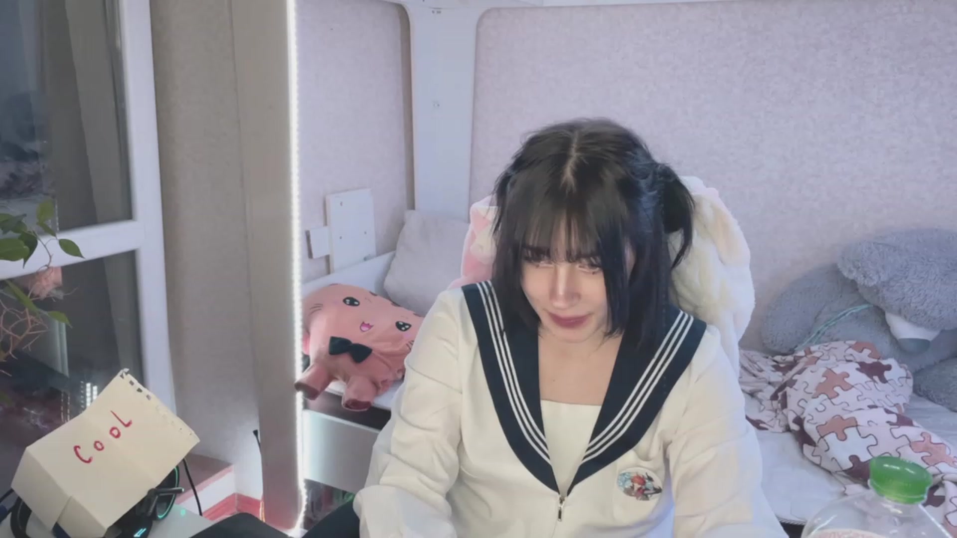 Gallery image thumbnail from Licorice_Alia's myfreecams stream on, 03/24/2023, 02:01 image 6 of 20