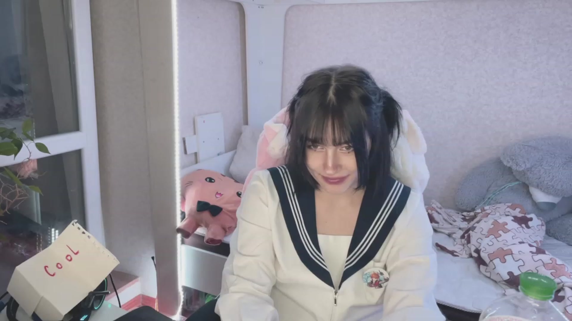 Gallery image thumbnail from Licorice_Alia's myfreecams stream on, 03/24/2023, 02:01 image 4 of 20