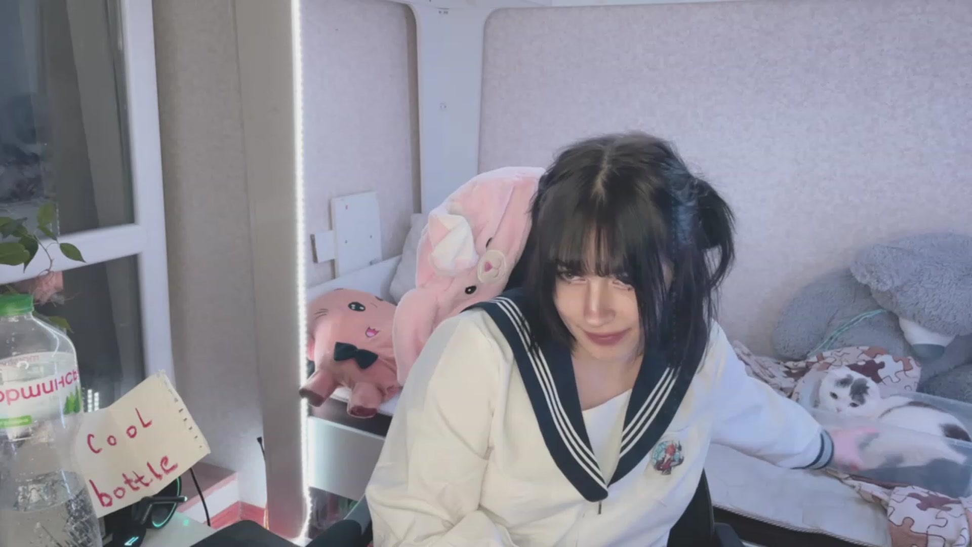 Gallery image thumbnail from Licorice_Alia's myfreecams stream on, 03/24/2023, 02:01 image 18 of 20