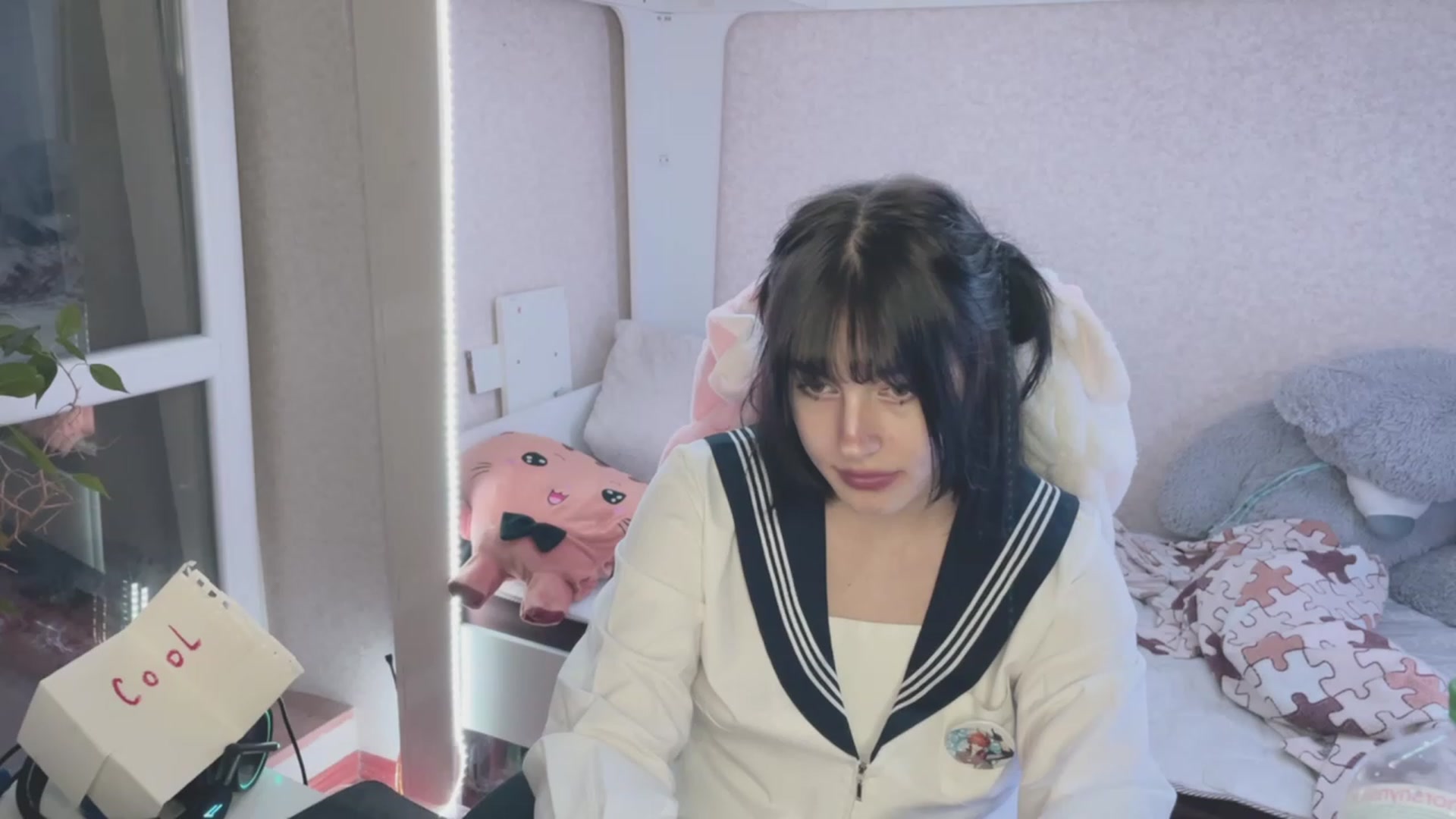 Gallery image thumbnail from Licorice_Alia's myfreecams stream on, 03/24/2023, 02:01 image 8 of 20