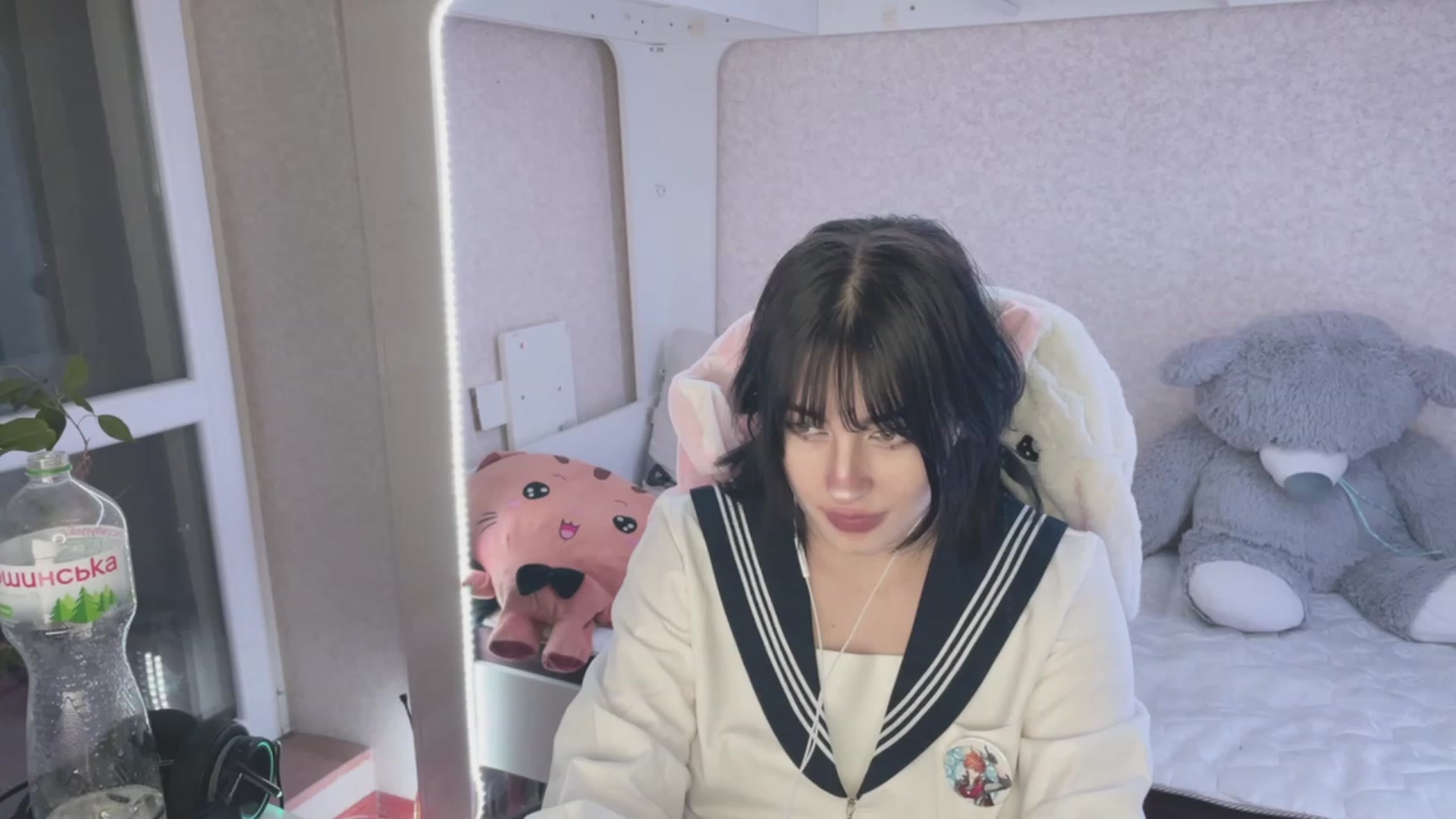 Gallery image thumbnail from Licorice_Alia's myfreecams stream on, 03/26/2023, 24:00 image 19 of 20