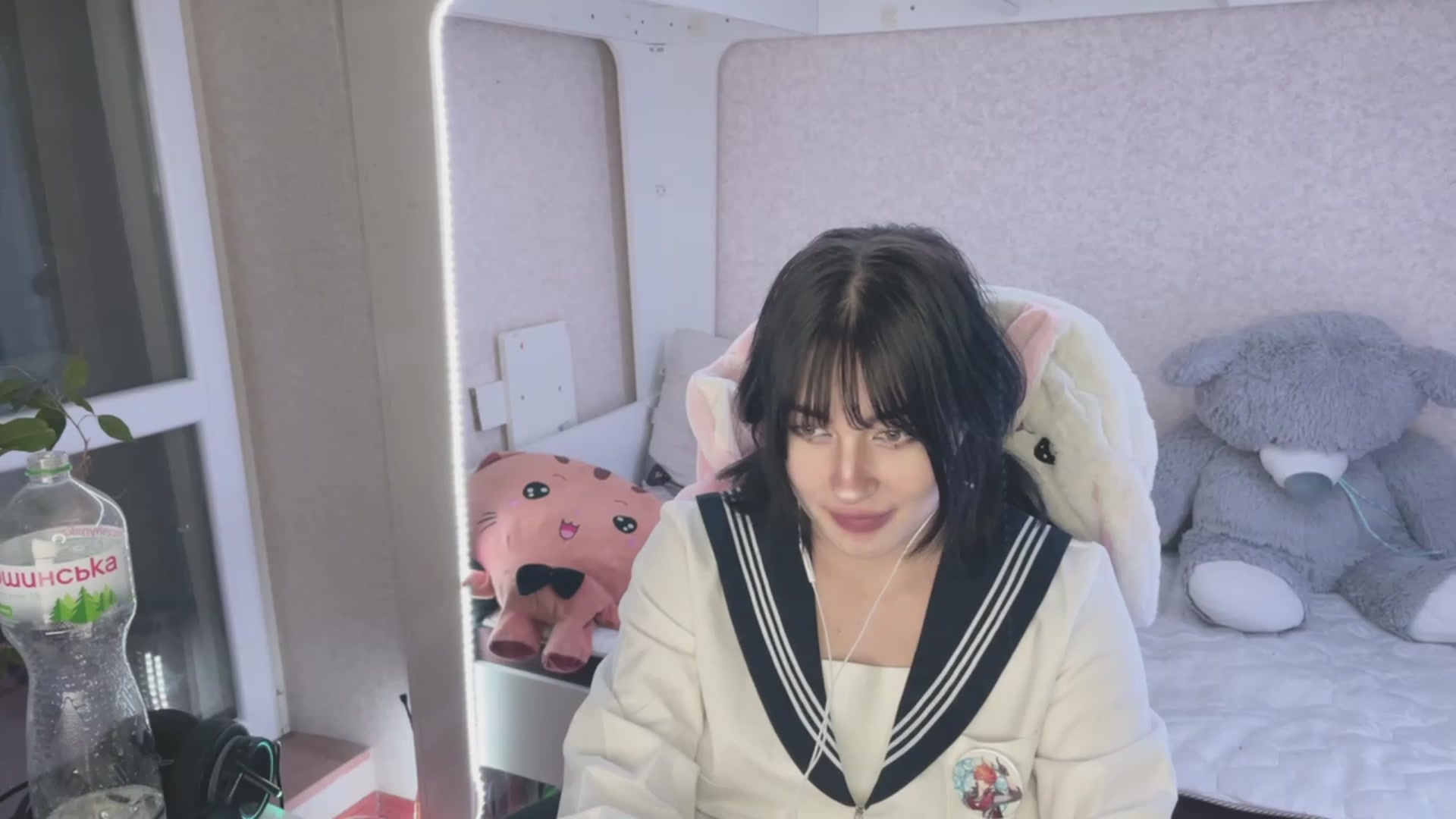 Gallery image thumbnail from Licorice_Alia's myfreecams stream on, 03/26/2023, 24:00 image 18 of 20