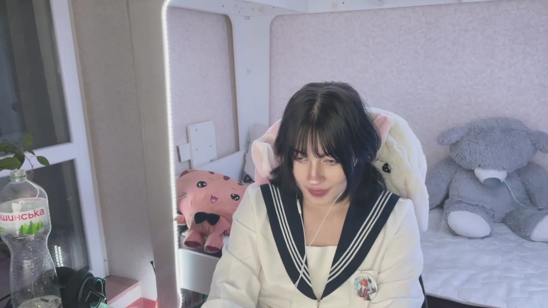 Gallery image thumbnail from Licorice_Alia's myfreecams stream on, 03/26/2023, 24:19 image 9 of 20