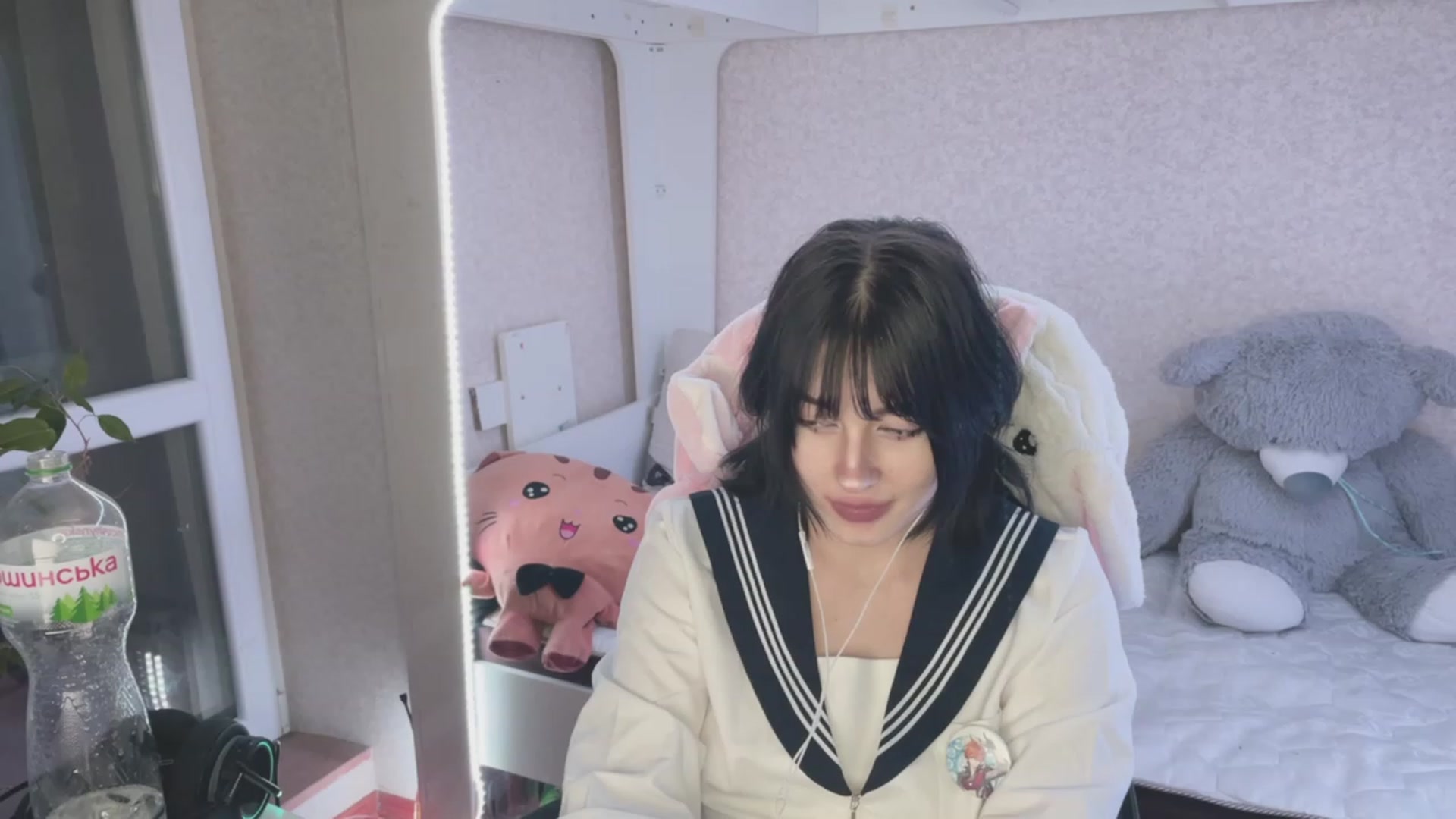 Gallery image thumbnail from Licorice_Alia's myfreecams stream on, 03/26/2023, 24:19 image 20 of 20
