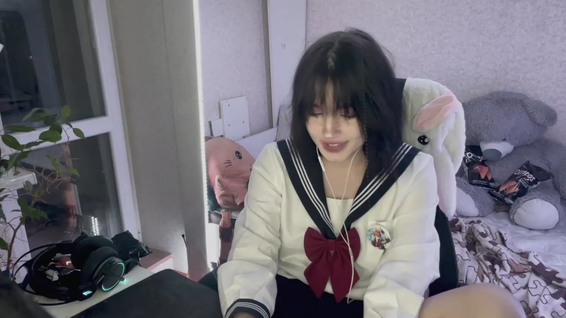 Gallery image thumbnail from Licorice_Alia's myfreecams stream on, 04/01/2023, 22:32 image 14 of 20