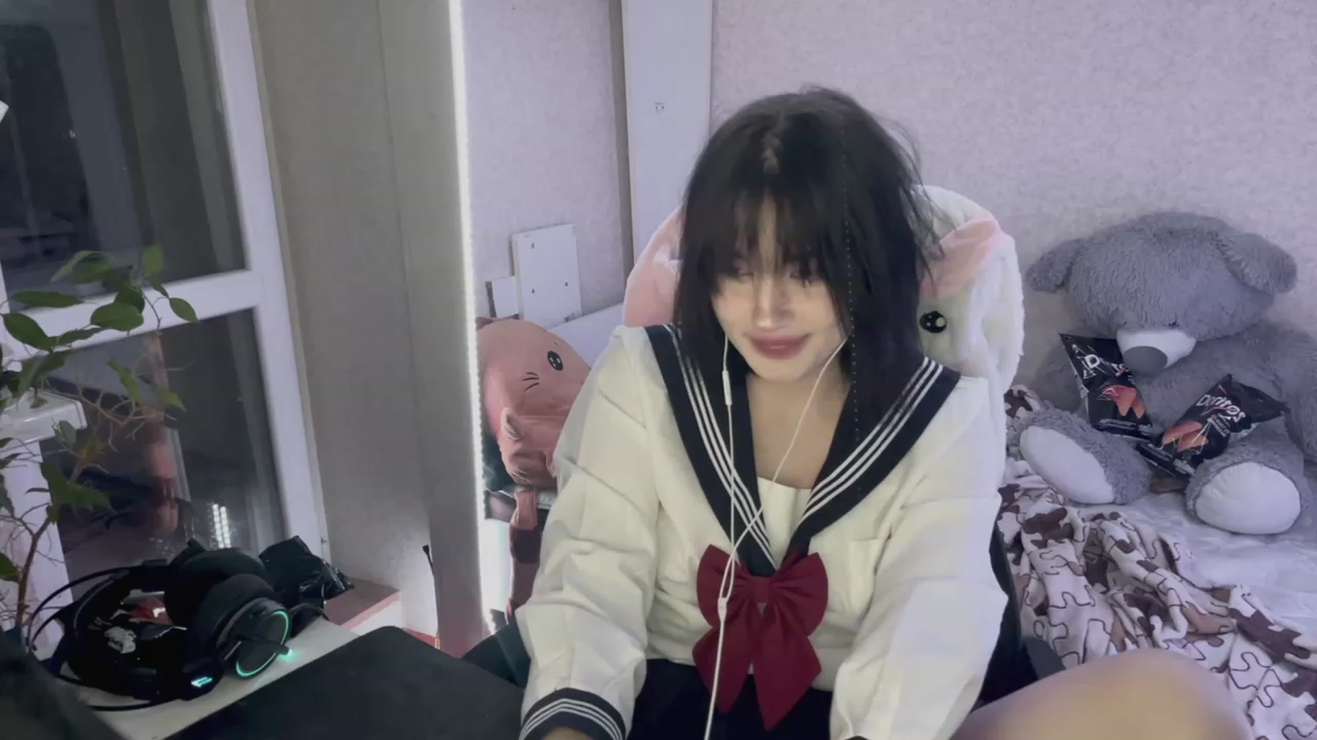 Gallery image thumbnail from Licorice_Alia's myfreecams stream on, 04/01/2023, 22:32 image 6 of 20