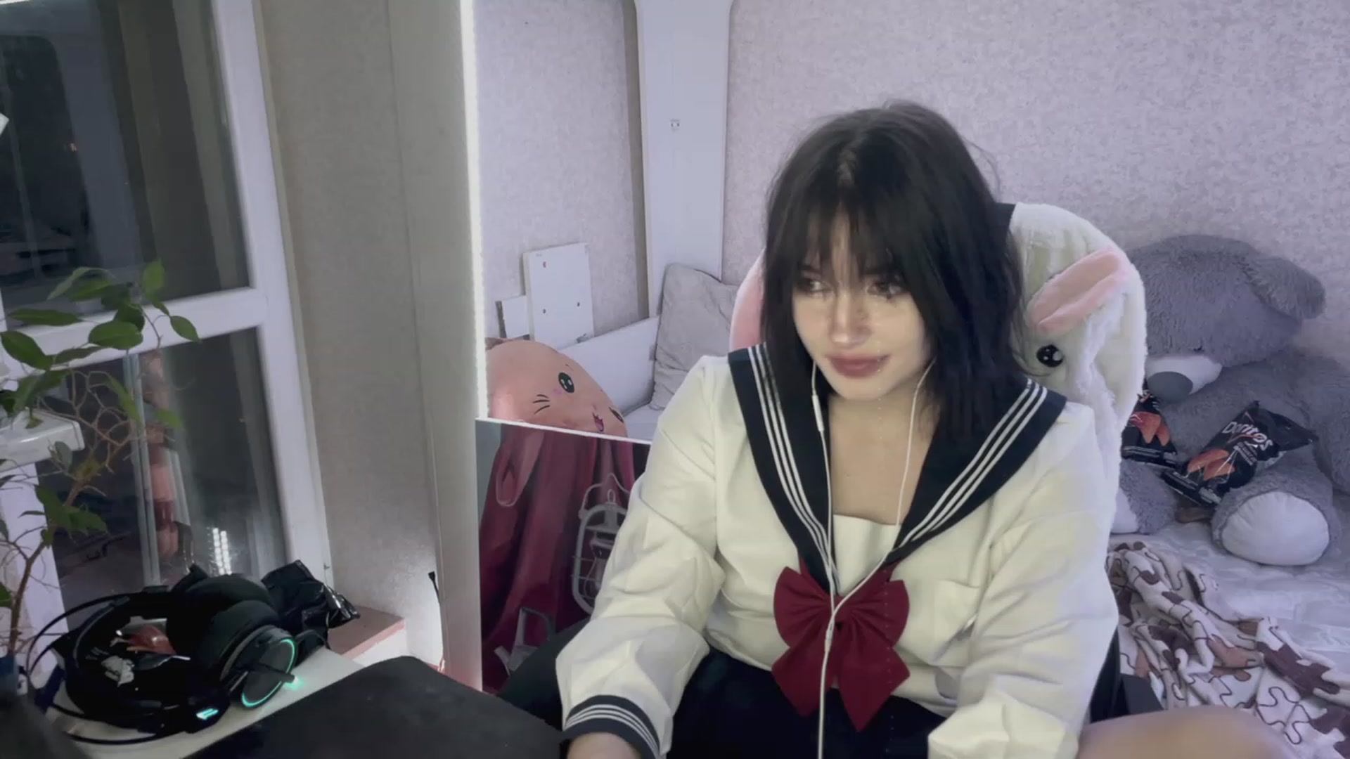 Gallery image thumbnail from Licorice_Alia's myfreecams stream on, 04/02/2023, 24:24 image 7 of 20
