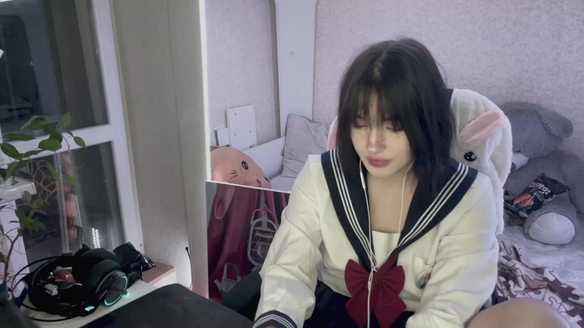 Gallery image thumbnail from Licorice_Alia's myfreecams stream on, 04/02/2023, 24:24 image 20 of 20