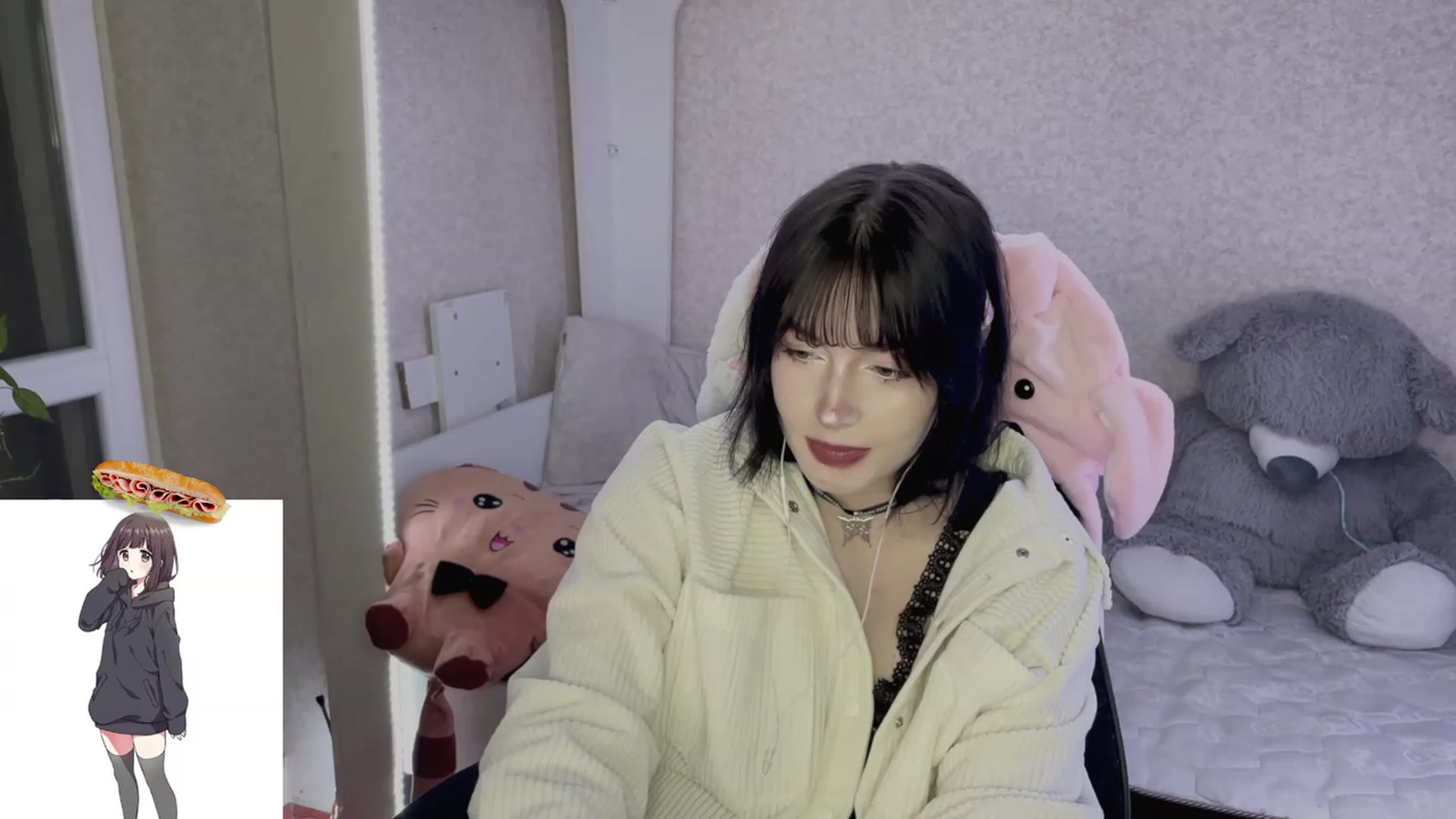 Gallery image thumbnail from Licorice_Alia's myfreecams stream on, 04/22/2023, 23:21 image 11 of 20