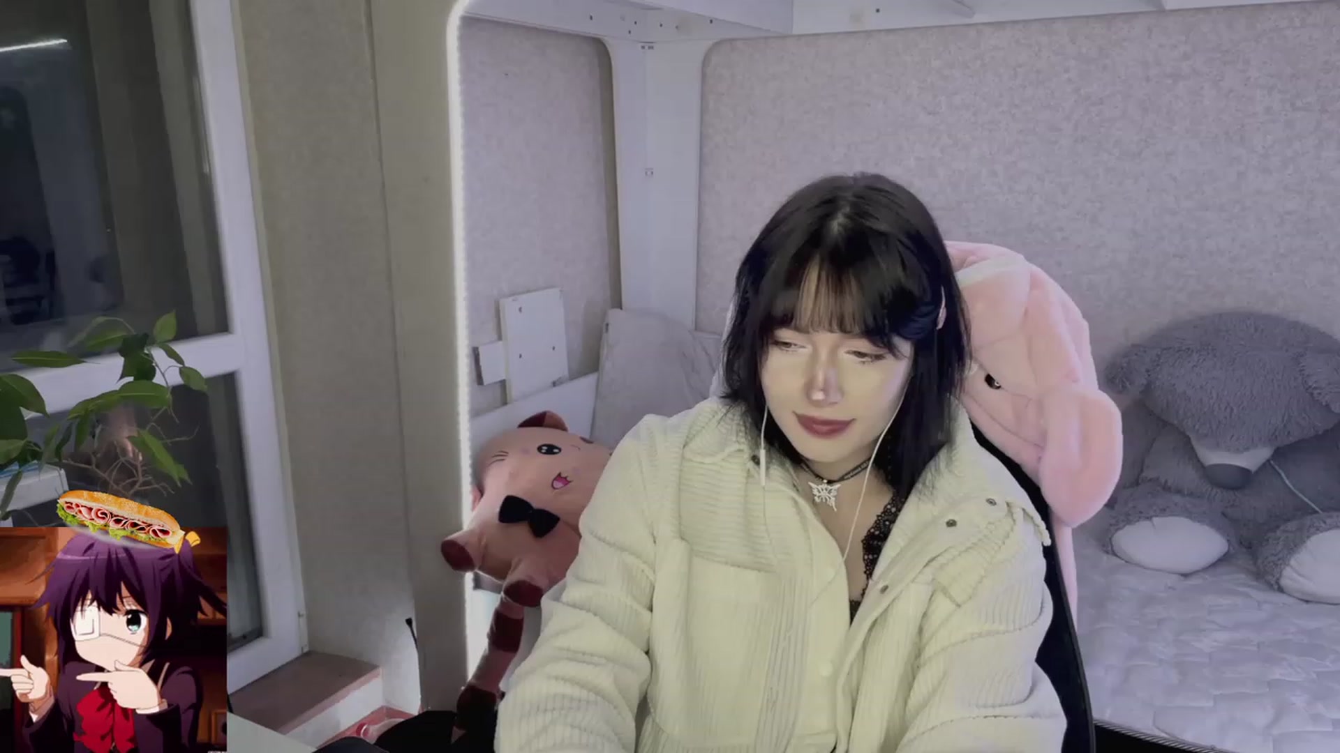 Gallery image thumbnail from Licorice_Alia's myfreecams stream on, 04/24/2023, 24:36 image 17 of 20
