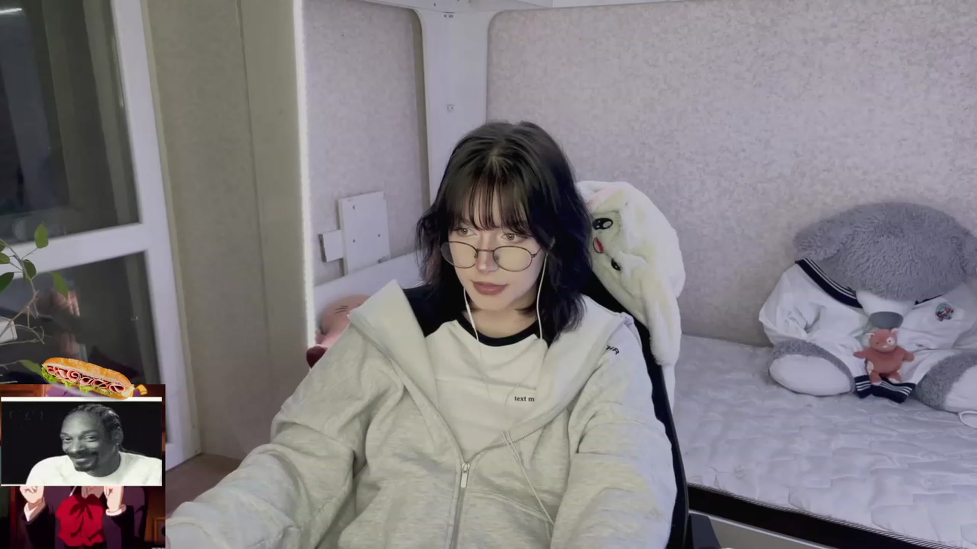 Gallery image thumbnail from Licorice_Alia's myfreecams stream on, 05/07/2023, 01:23 image 20 of 20