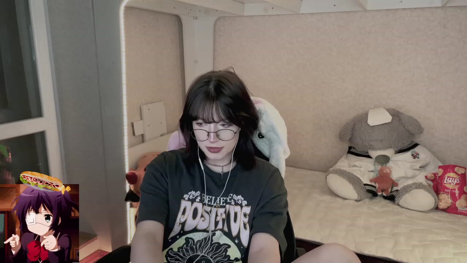 Gallery image thumbnail from Licorice_Alia's myfreecams stream on, 05/11/2023, 24:27 image 11 of 20