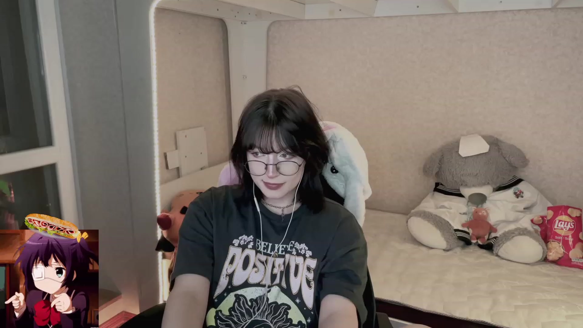 Gallery image thumbnail from Licorice_Alia's myfreecams stream on, 05/11/2023, 24:27 image 16 of 20