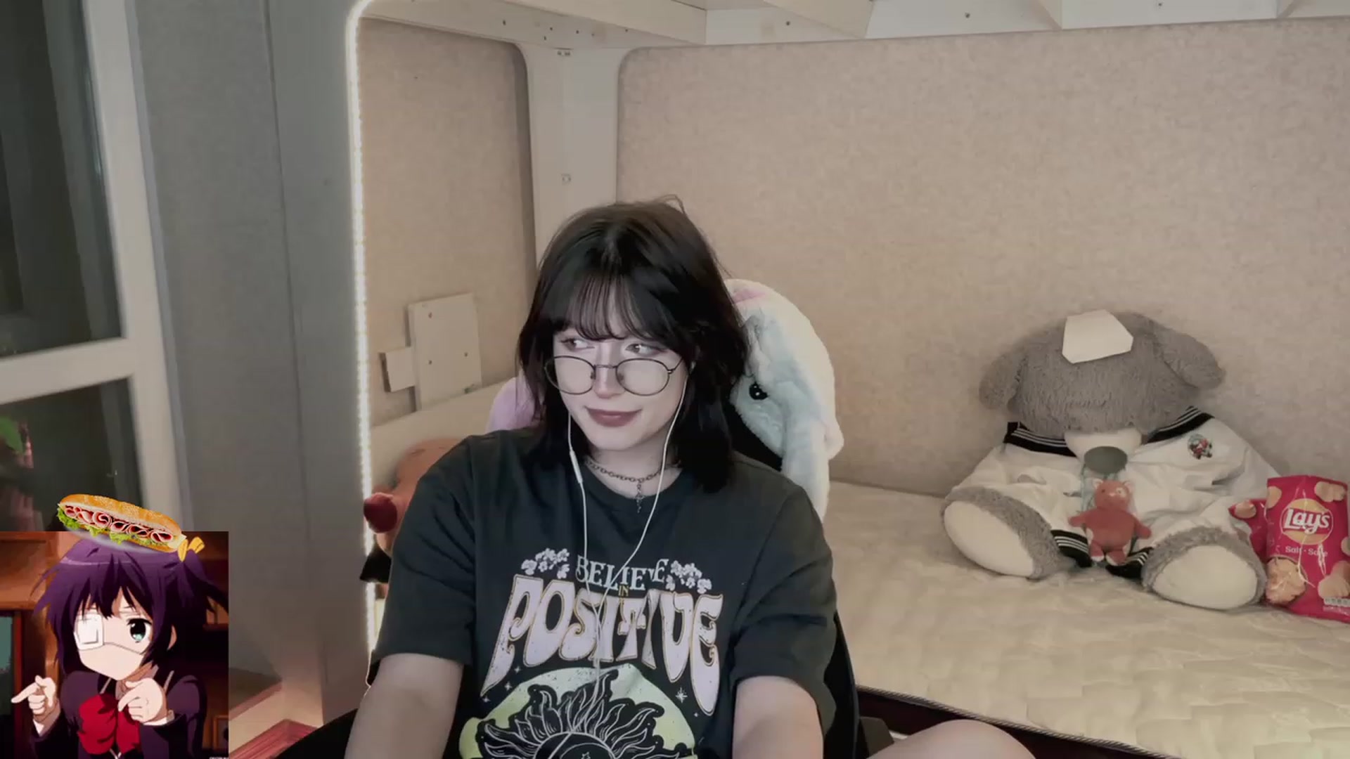 Gallery image thumbnail from Licorice_Alia's myfreecams stream on, 05/11/2023, 24:27 image 12 of 20