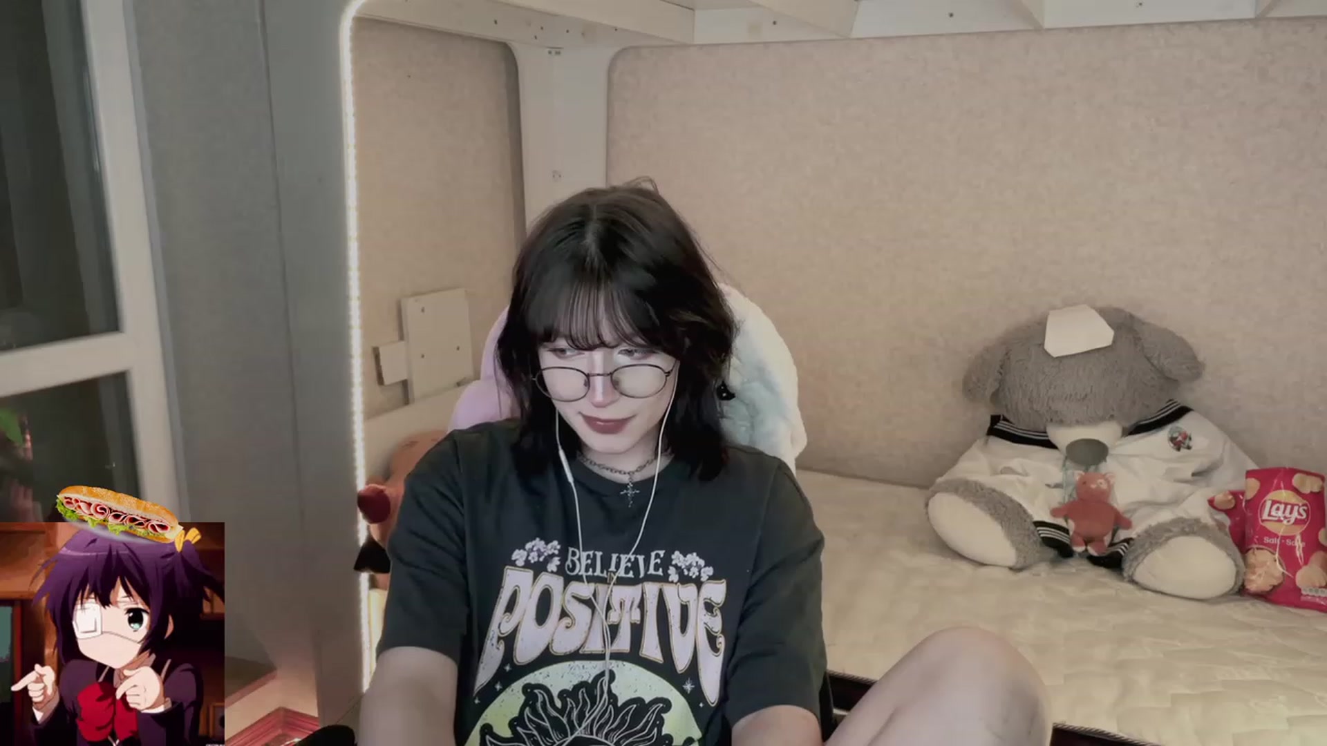Gallery image thumbnail from Licorice_Alia's myfreecams stream on, 05/11/2023, 24:27 image 20 of 20