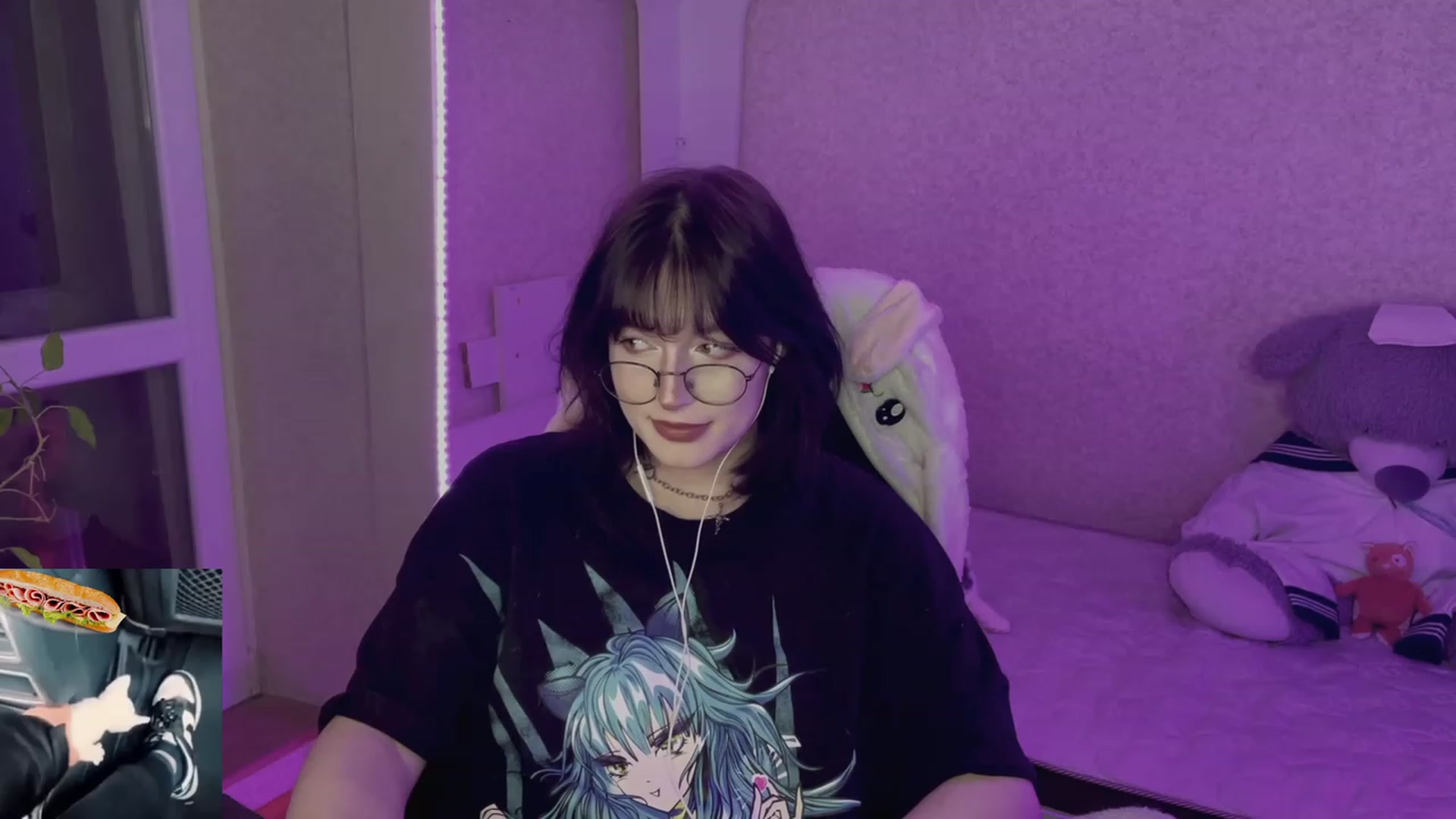 Gallery image thumbnail from Licorice_Alia's myfreecams stream on, 05/14/2023, 01:09 image 18 of 20