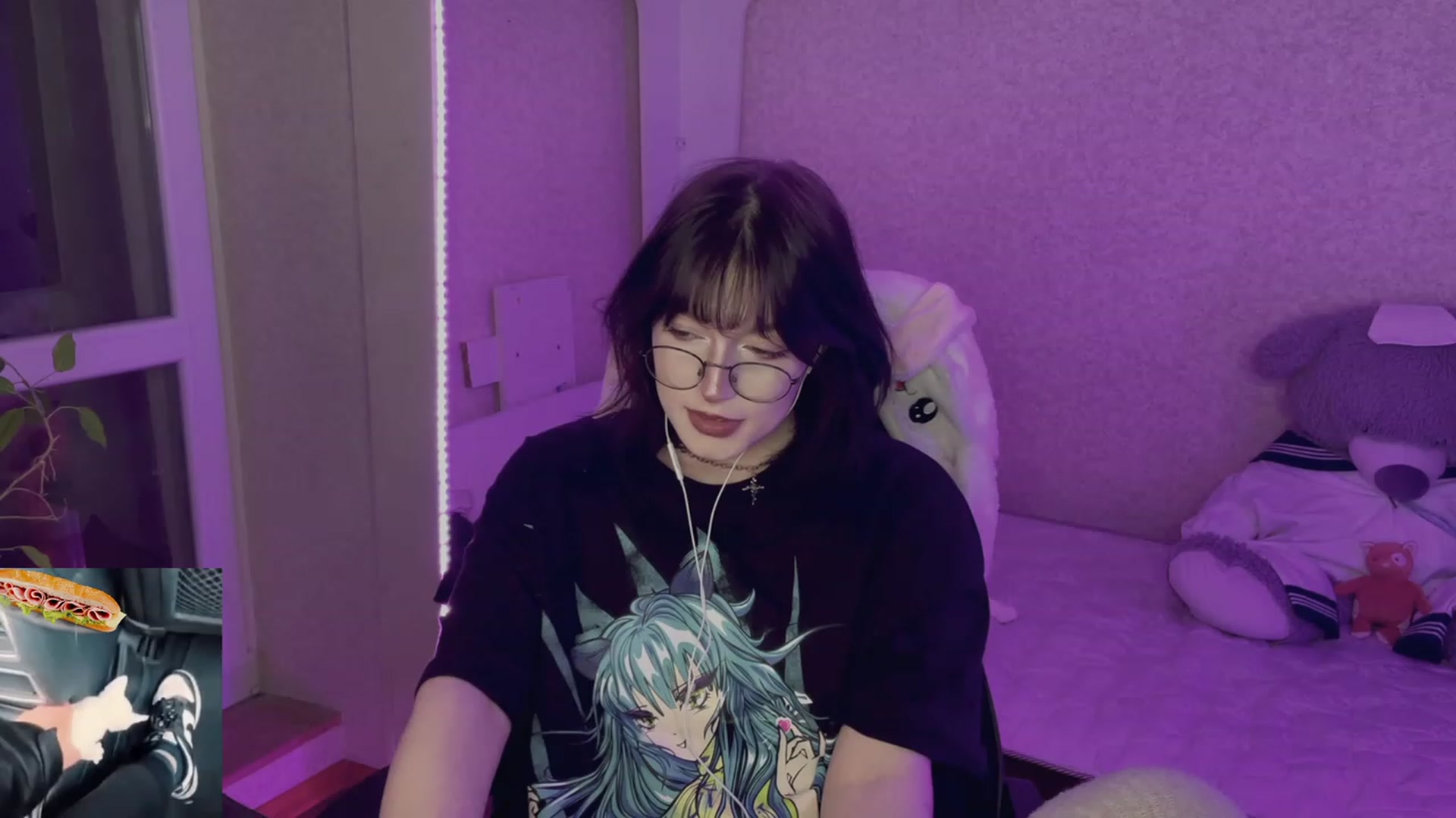 Gallery image thumbnail from Licorice_Alia's myfreecams stream on, 05/14/2023, 01:09 image 11 of 20