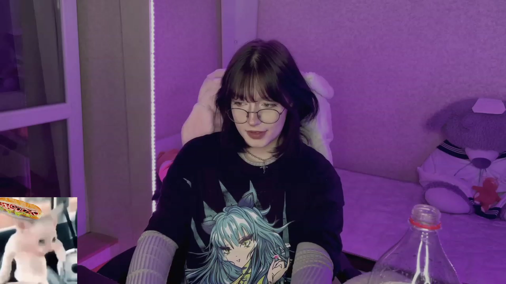 Gallery image thumbnail from Licorice_Alia's myfreecams stream on, 05/16/2023, 24:23 image 3 of 20