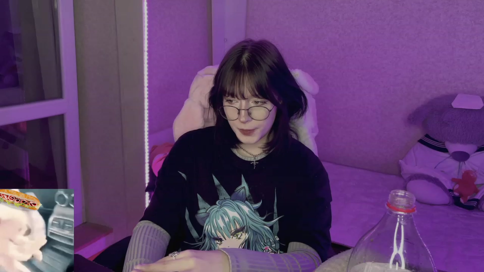 Gallery image thumbnail from Licorice_Alia's myfreecams stream on, 05/16/2023, 24:23 image 2 of 20