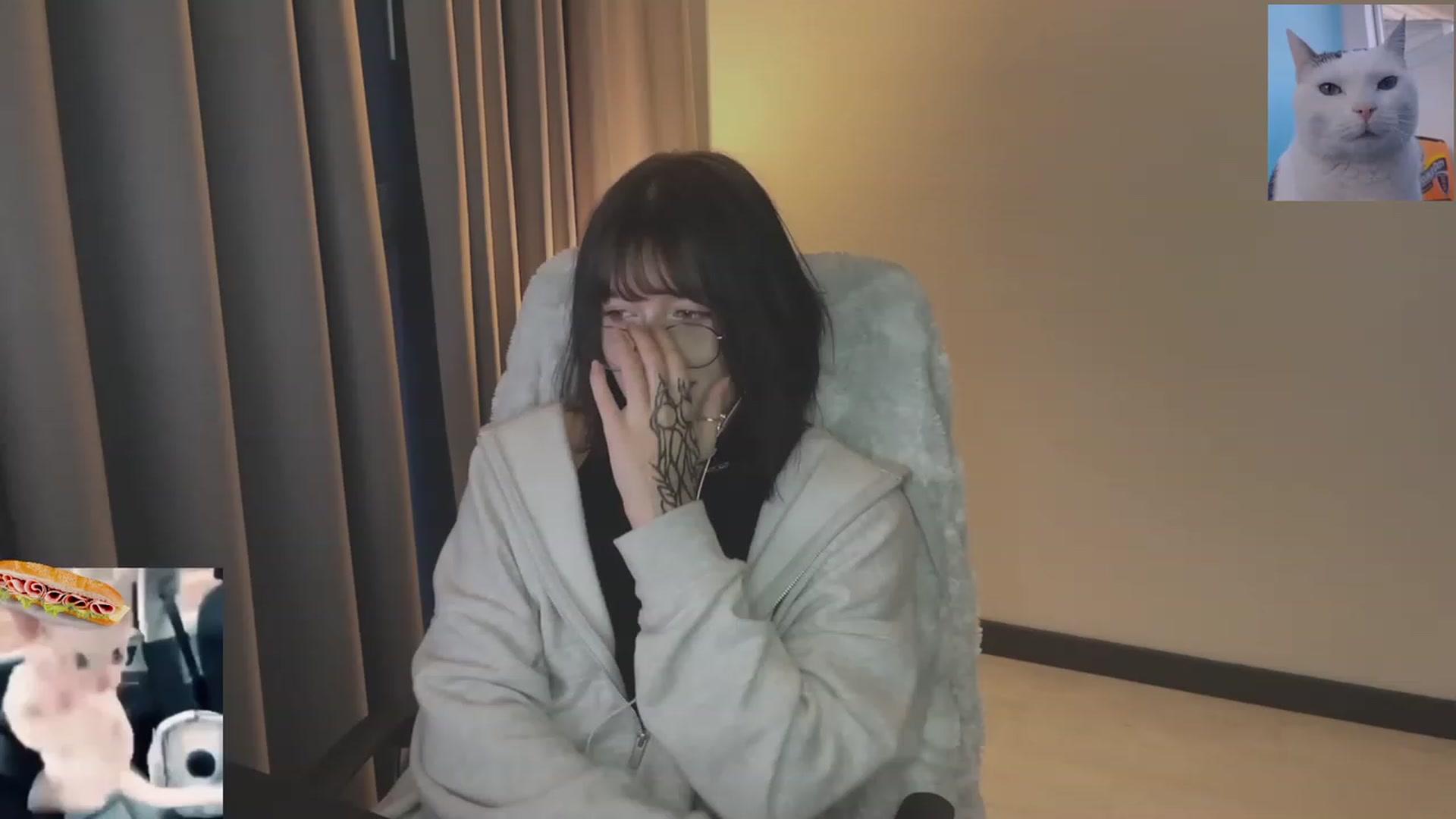 Gallery image thumbnail from Licorice_Alia's myfreecams stream on, 06/03/2023, 02:00 image 12 of 20