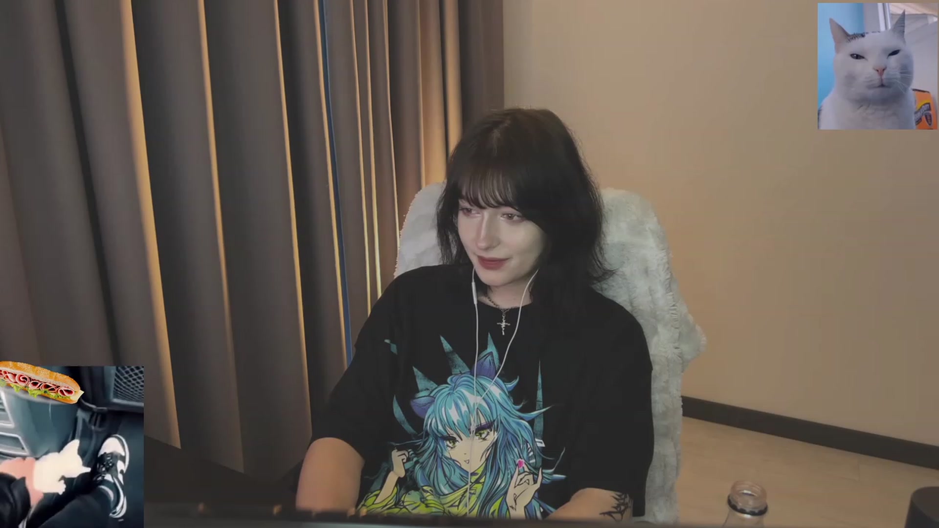 Gallery image thumbnail from Licorice_Alia's myfreecams stream on, 06/08/2023, 02:59 image 6 of 20