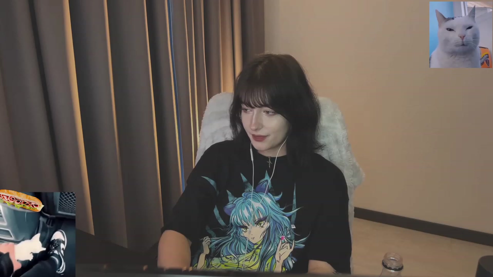 Gallery image thumbnail from Licorice_Alia's myfreecams stream on, 06/08/2023, 02:59 image 15 of 20