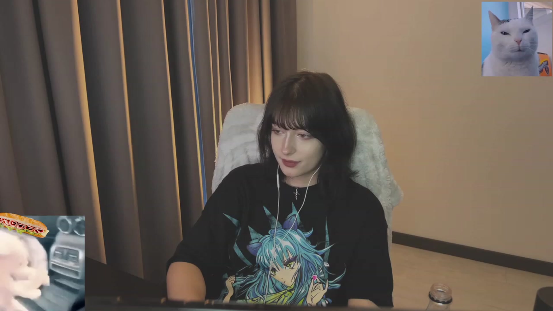 Gallery image thumbnail from Licorice_Alia's myfreecams stream on, 06/08/2023, 02:59 image 18 of 20