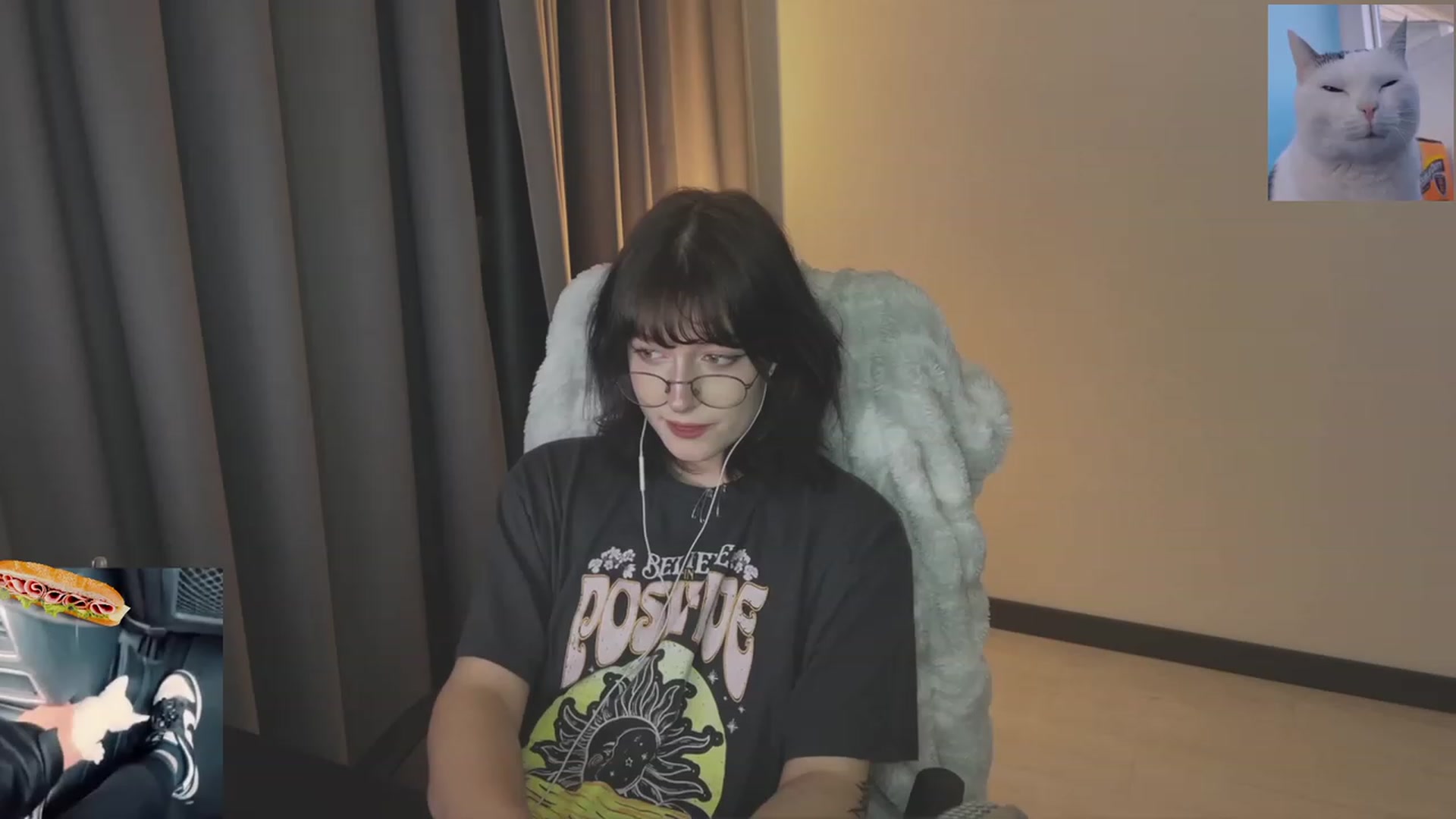 Gallery image thumbnail from Licorice_Alia's myfreecams stream on, 06/10/2023, 24:52 image 3 of 20
