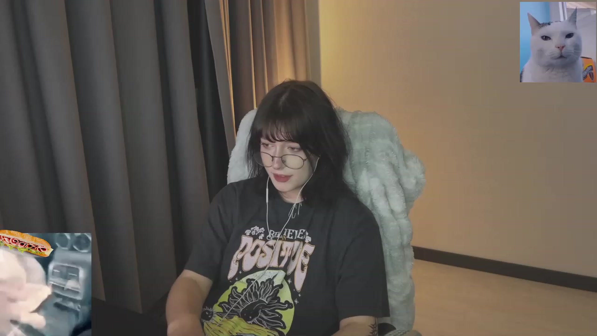 Gallery image thumbnail from Licorice_Alia's myfreecams stream on, 06/10/2023, 24:52 image 16 of 20