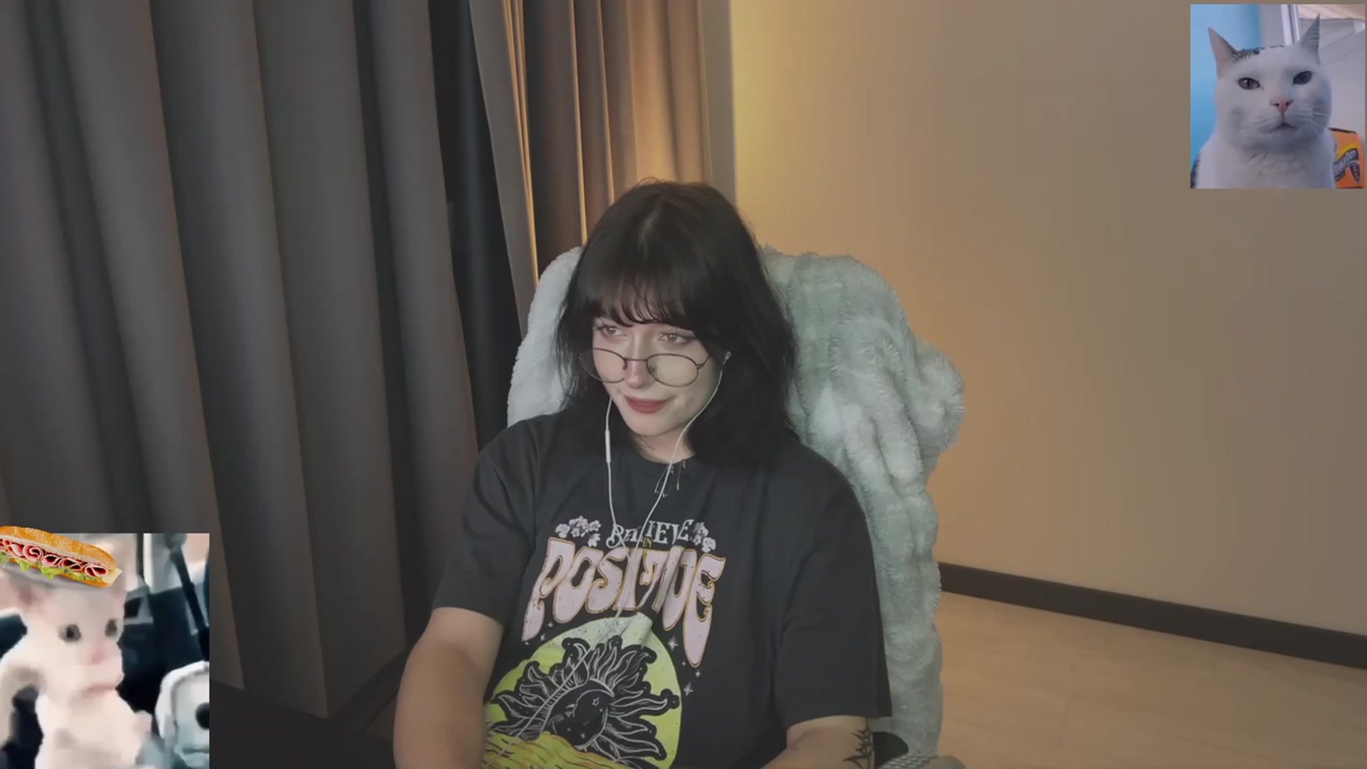 Gallery image thumbnail from Licorice_Alia's myfreecams stream on, 06/10/2023, 24:52 image 11 of 20