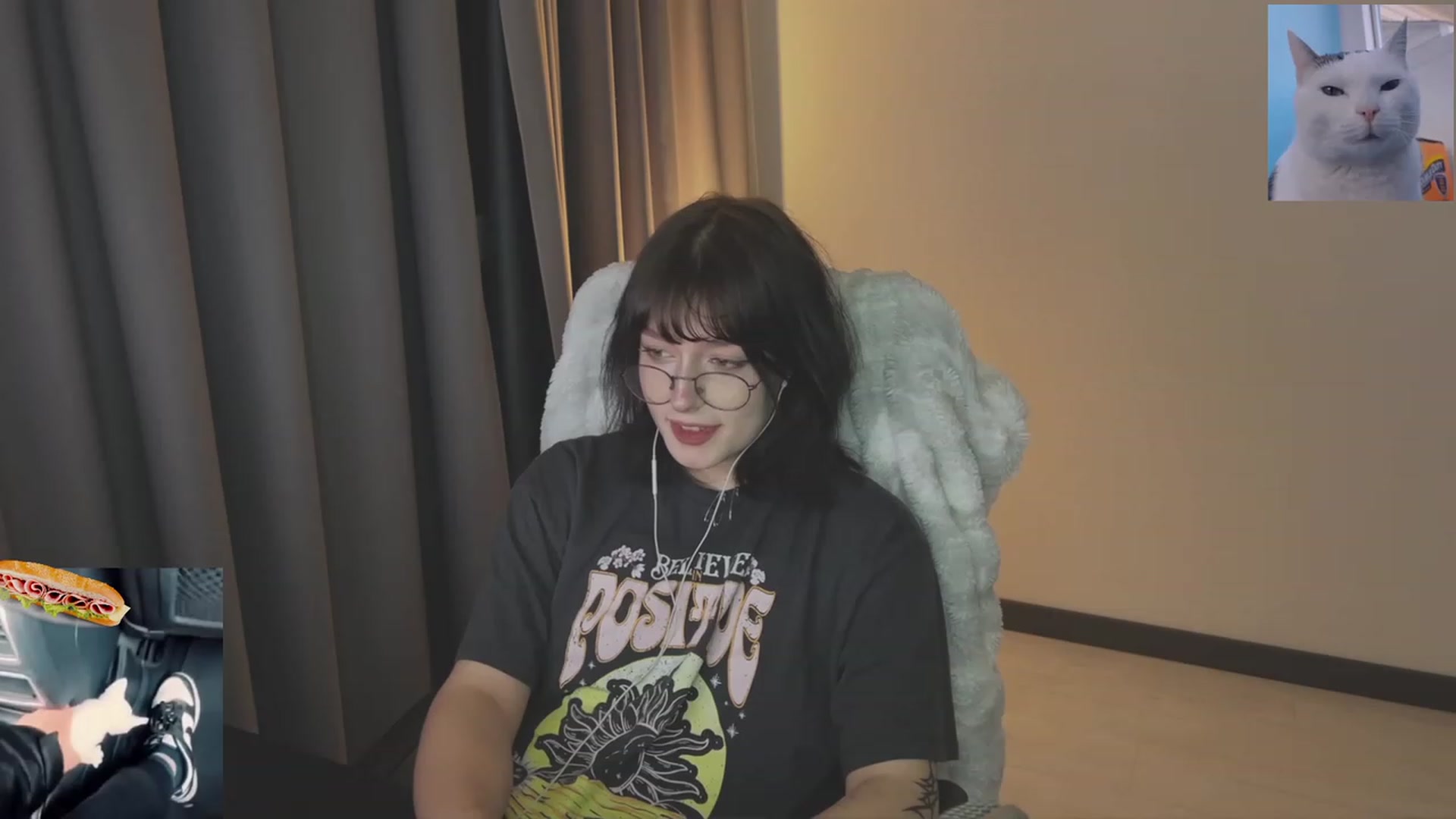 Gallery image thumbnail from Licorice_Alia's myfreecams stream on, 06/10/2023, 24:52 image 14 of 20